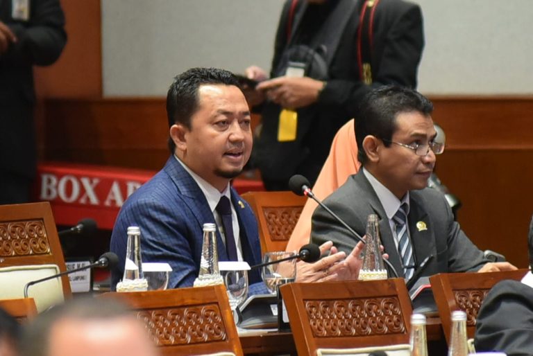 Dpr Tetapkan Pimpinan Komisi Xi Kawal Legislasi Dan Pengawasan