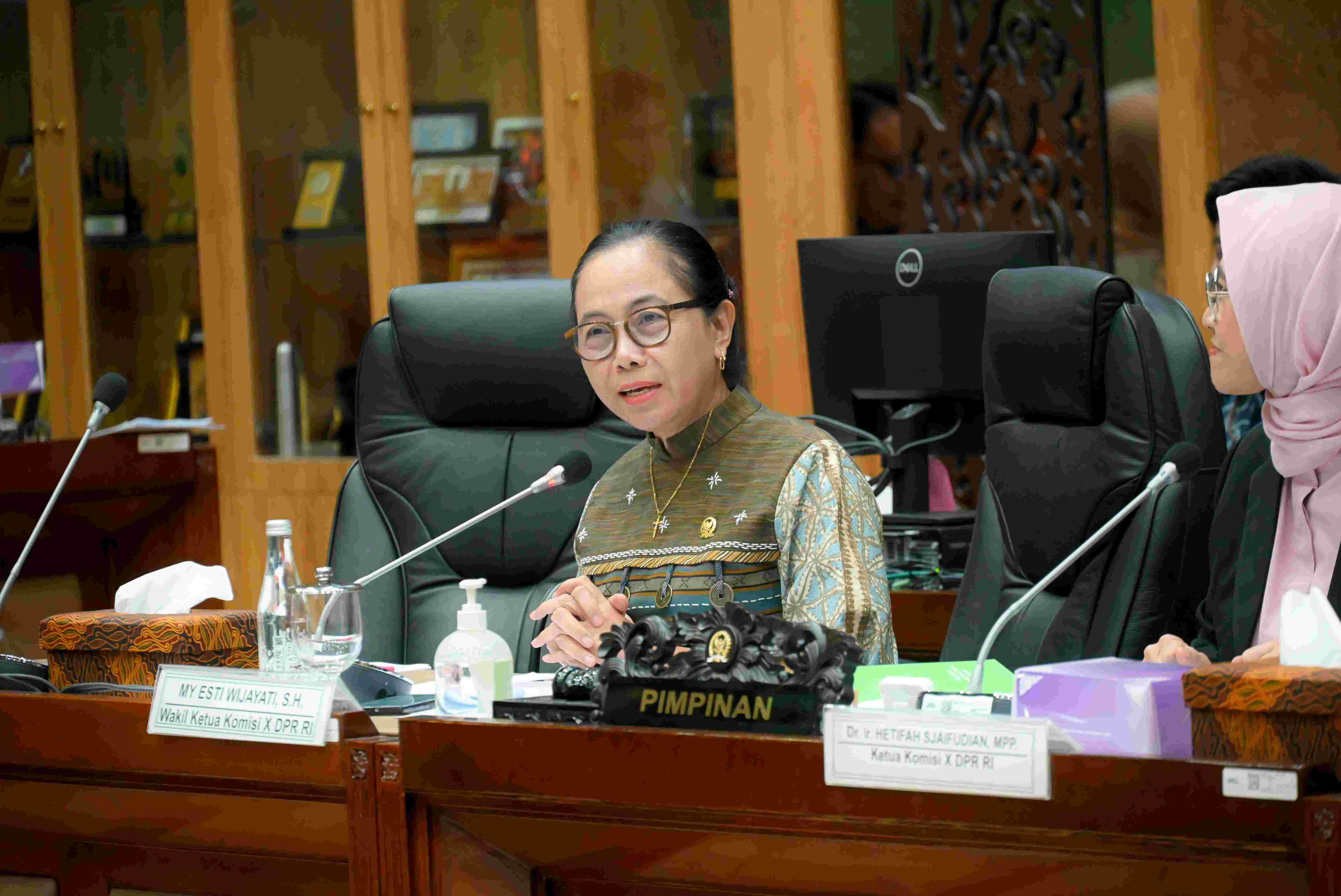 Berpotensi Learning Loss, Komisi X Minta Wacana Pembelajaran Daring Harus Dikaji Mendalam