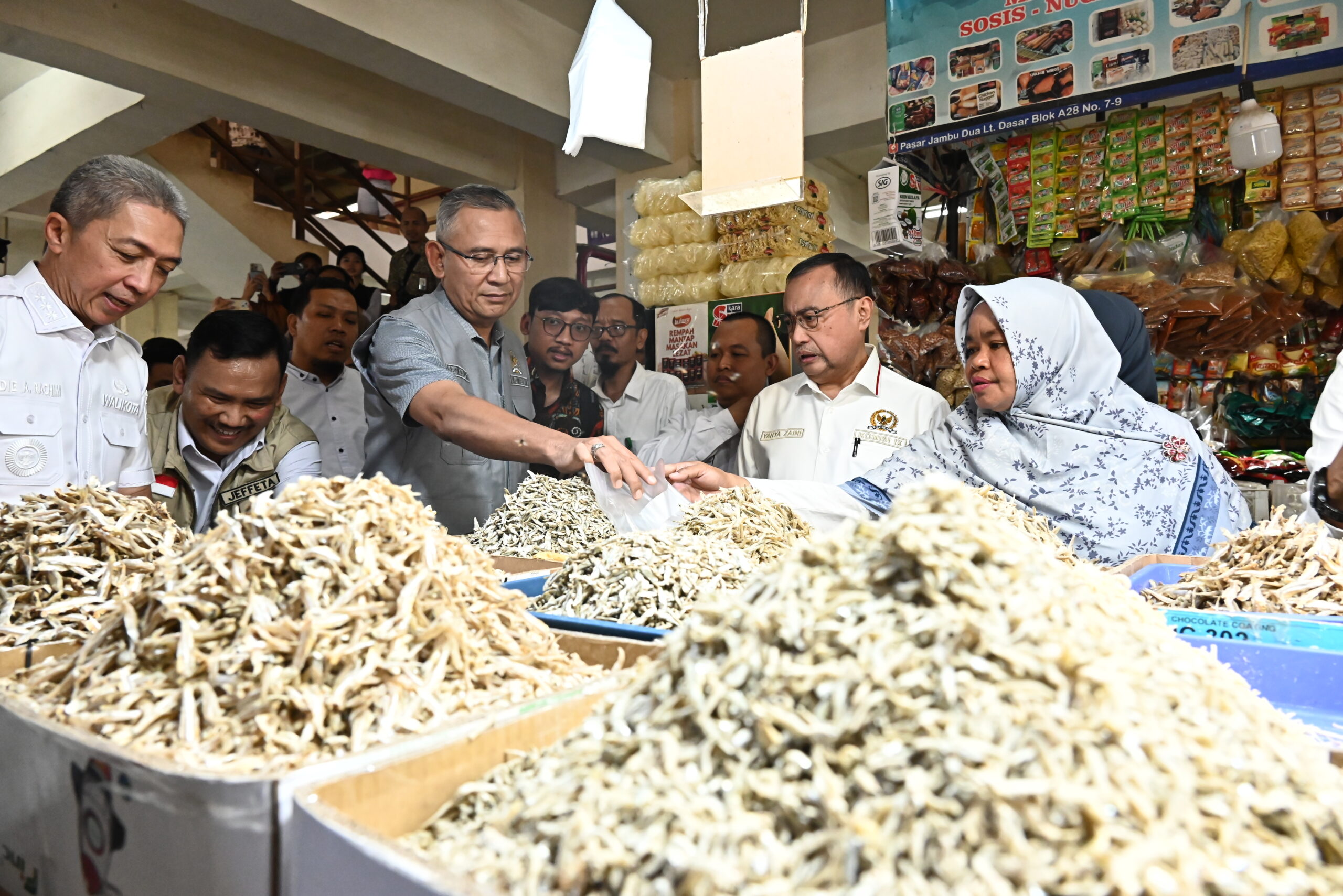 Tinjau Pasar Jambu Dua Bogor, Komisi IX Awasi Ketat Pangan dan Dapur MBG