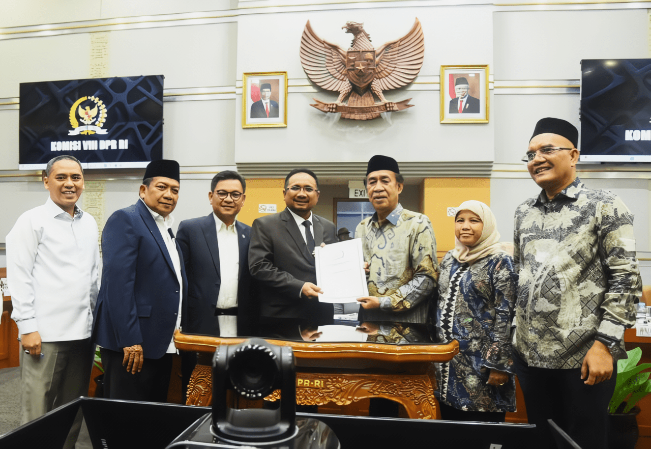DPR RI Berhasil Tekan Biaya Haji (Bipih) 2024 Jadi Rp56,04 Juta