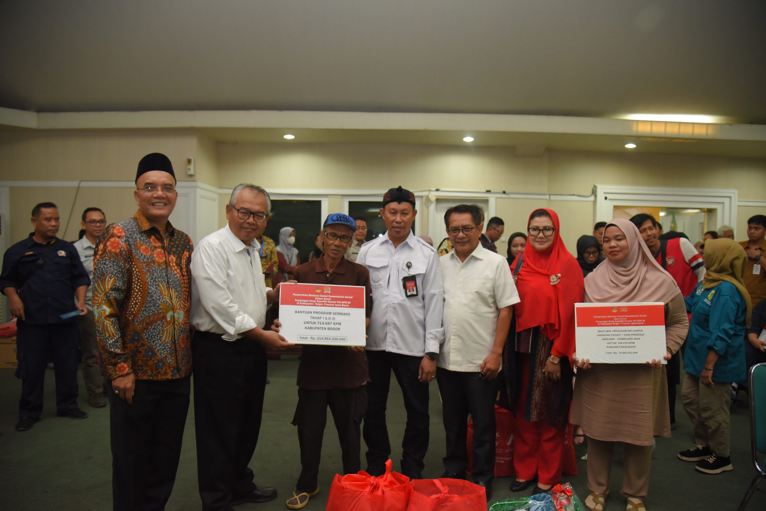 John Kenedy Azis: DTKS Berantakan, Banyak Oknum ‘Bermain’