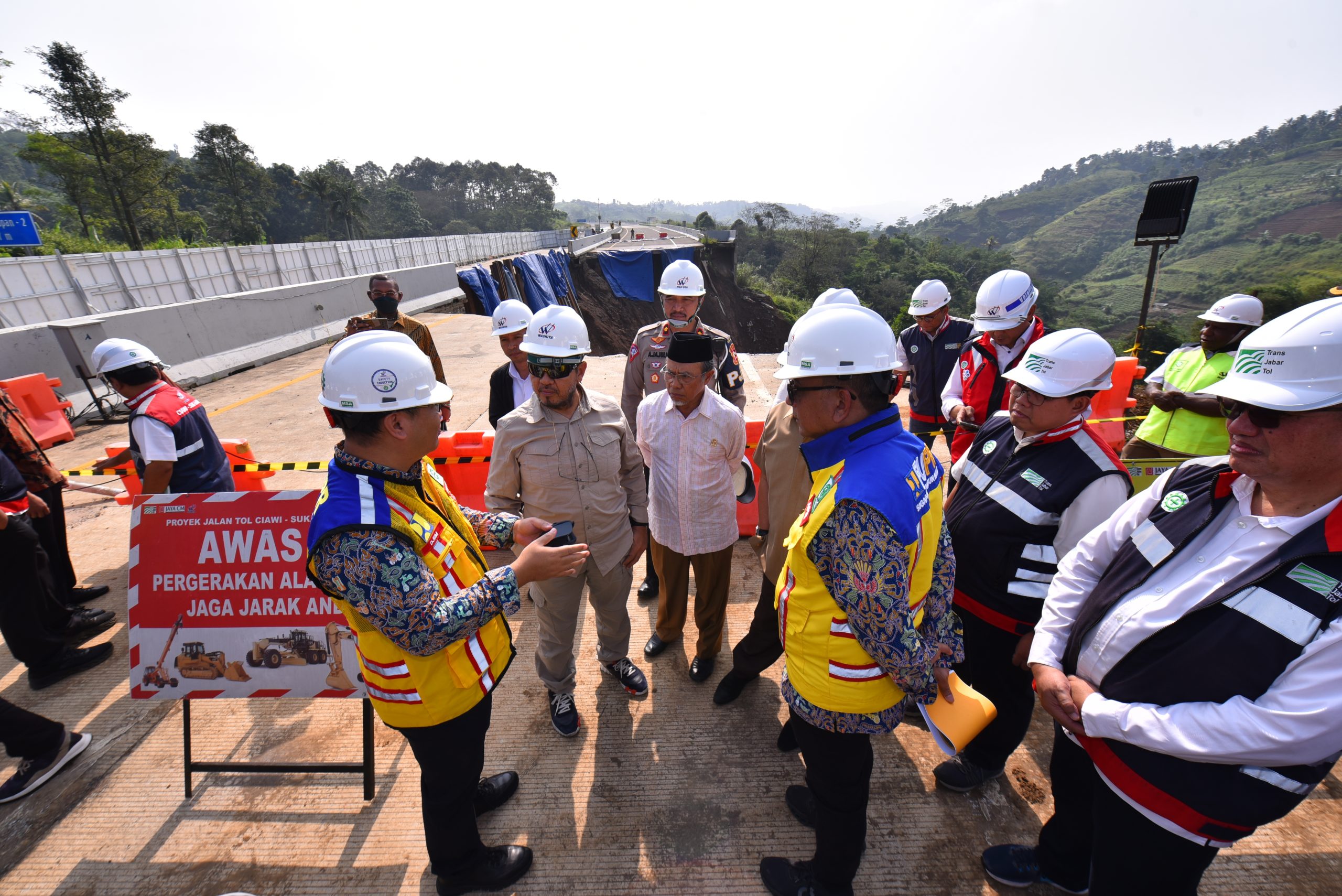 Kementerian PUPR Harus Ambil Keputusan Cepat Perbaikan Tol Bocimi