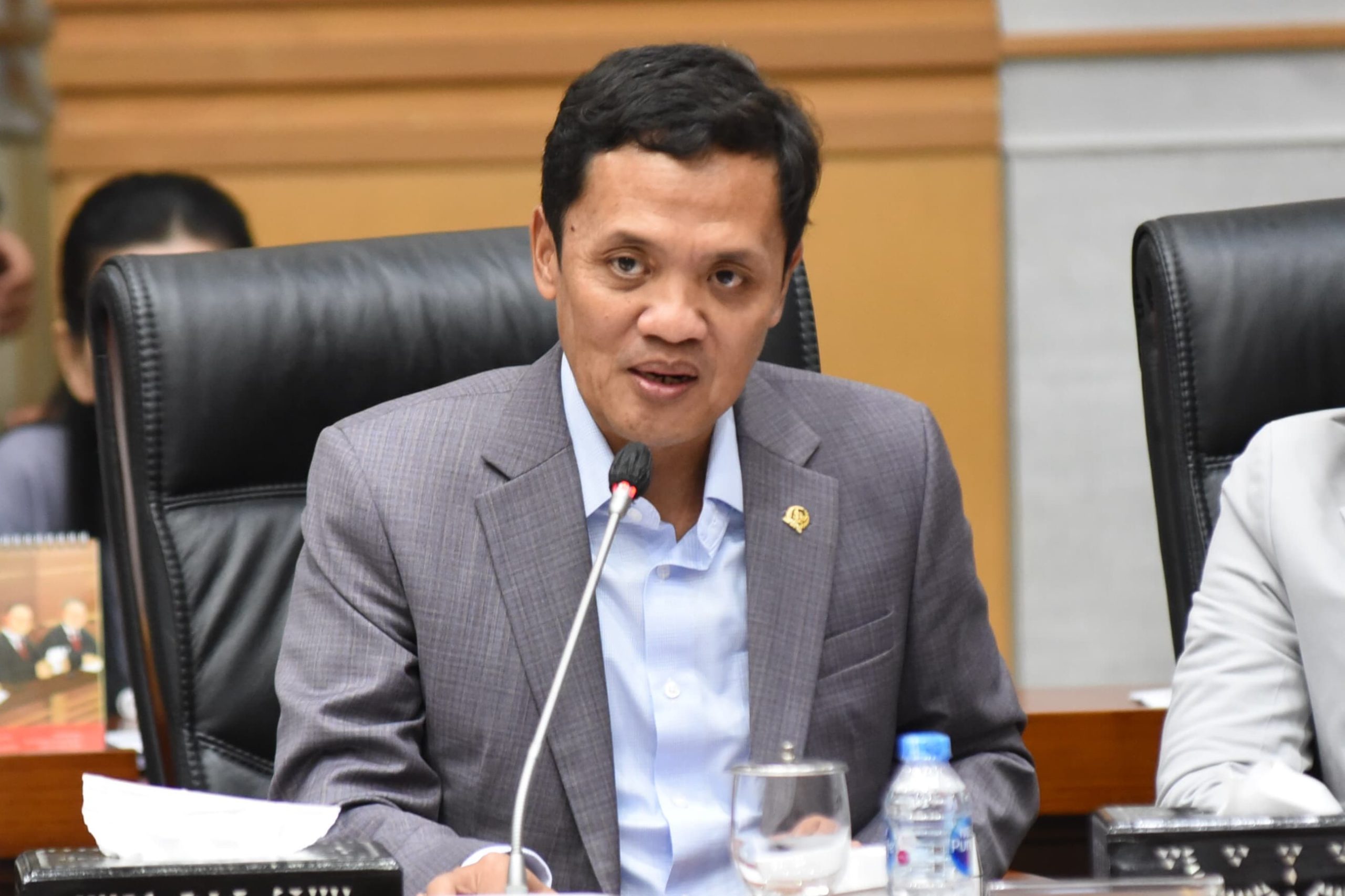 Komisi III Setujui Naturalisasi Calvin Verdonk dan Jens Raven