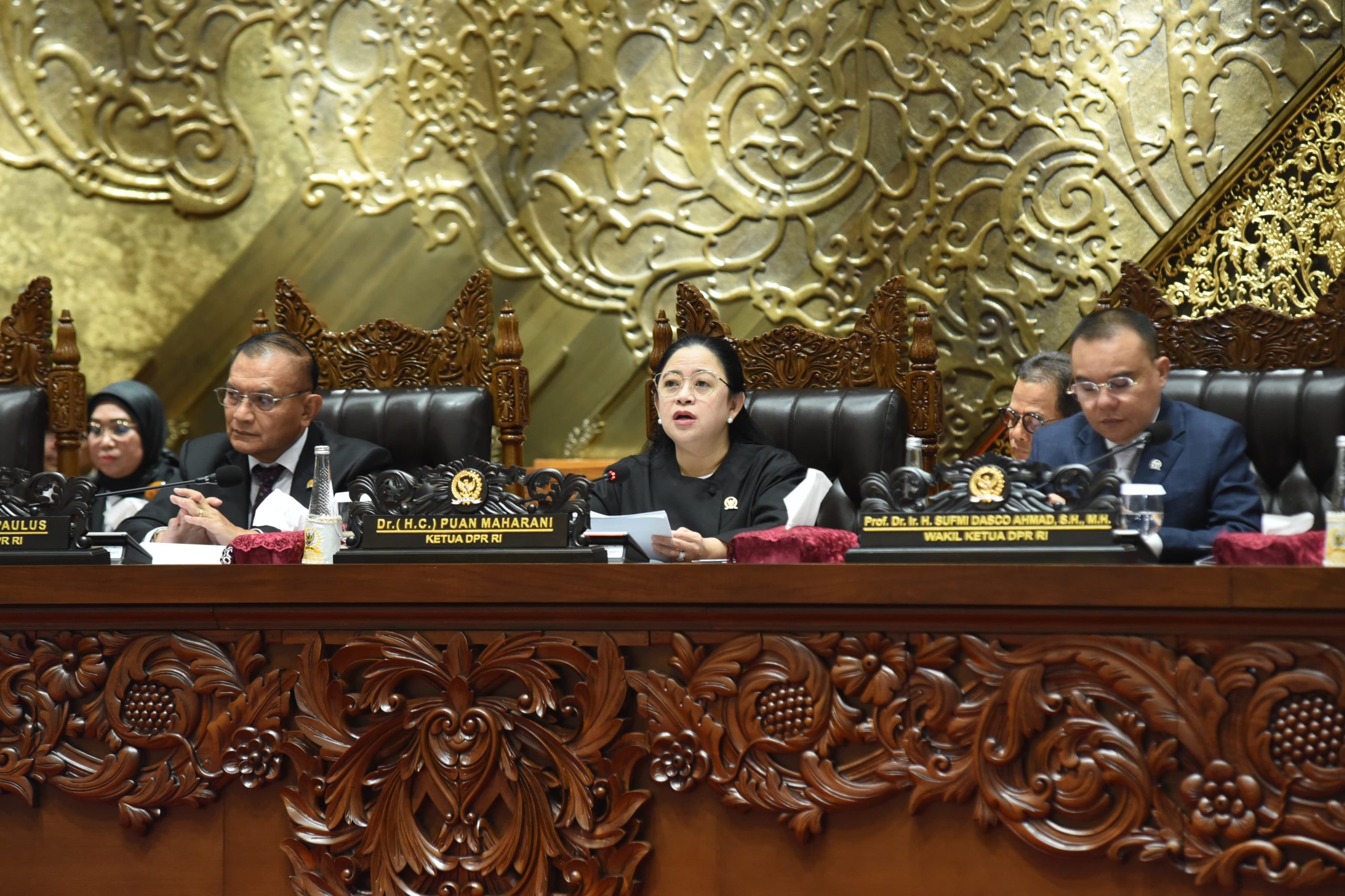 DPR Setujui Naturalisasi Calvin Verdonk dan Jens Raven Jadi WNI