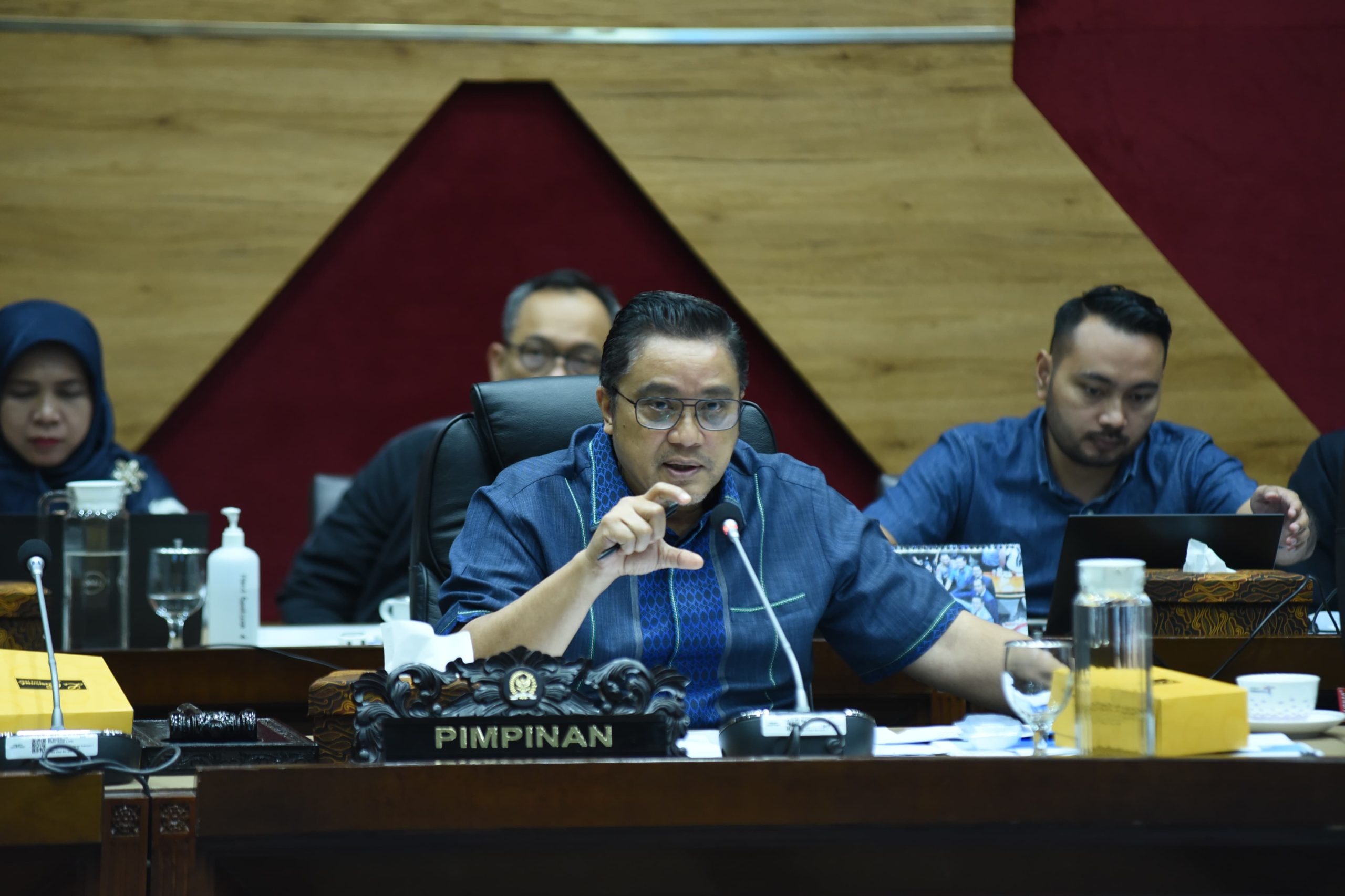 Panja Biaya Pendidikan Komisi X Terima Masukan dan Saran Dari Tiga Pakar Pendidikan