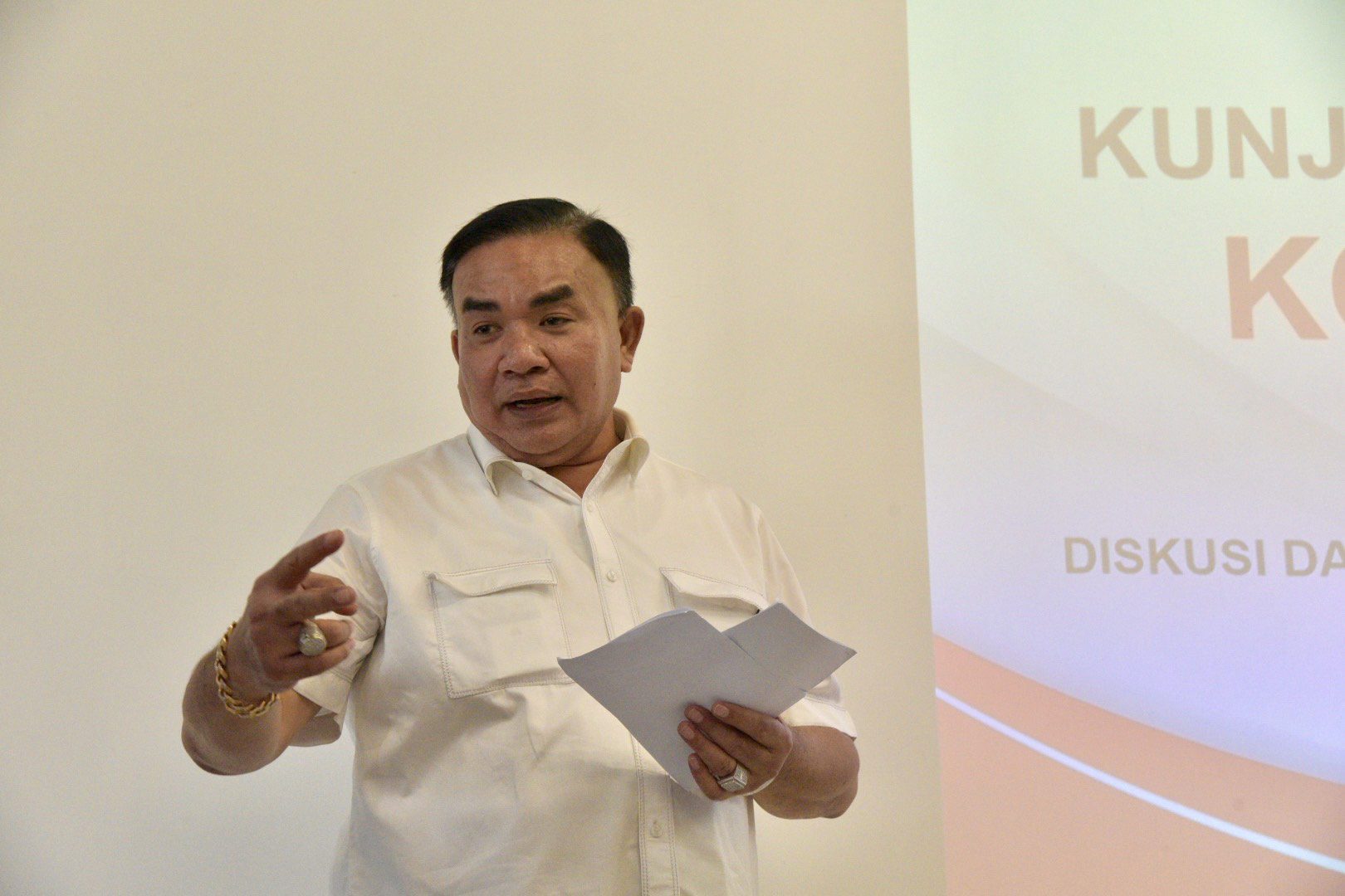 Tingkatkan Ekspor Ikan Hias Air Tawar Melalui Pembinaan terhadap Pelaku Usaha