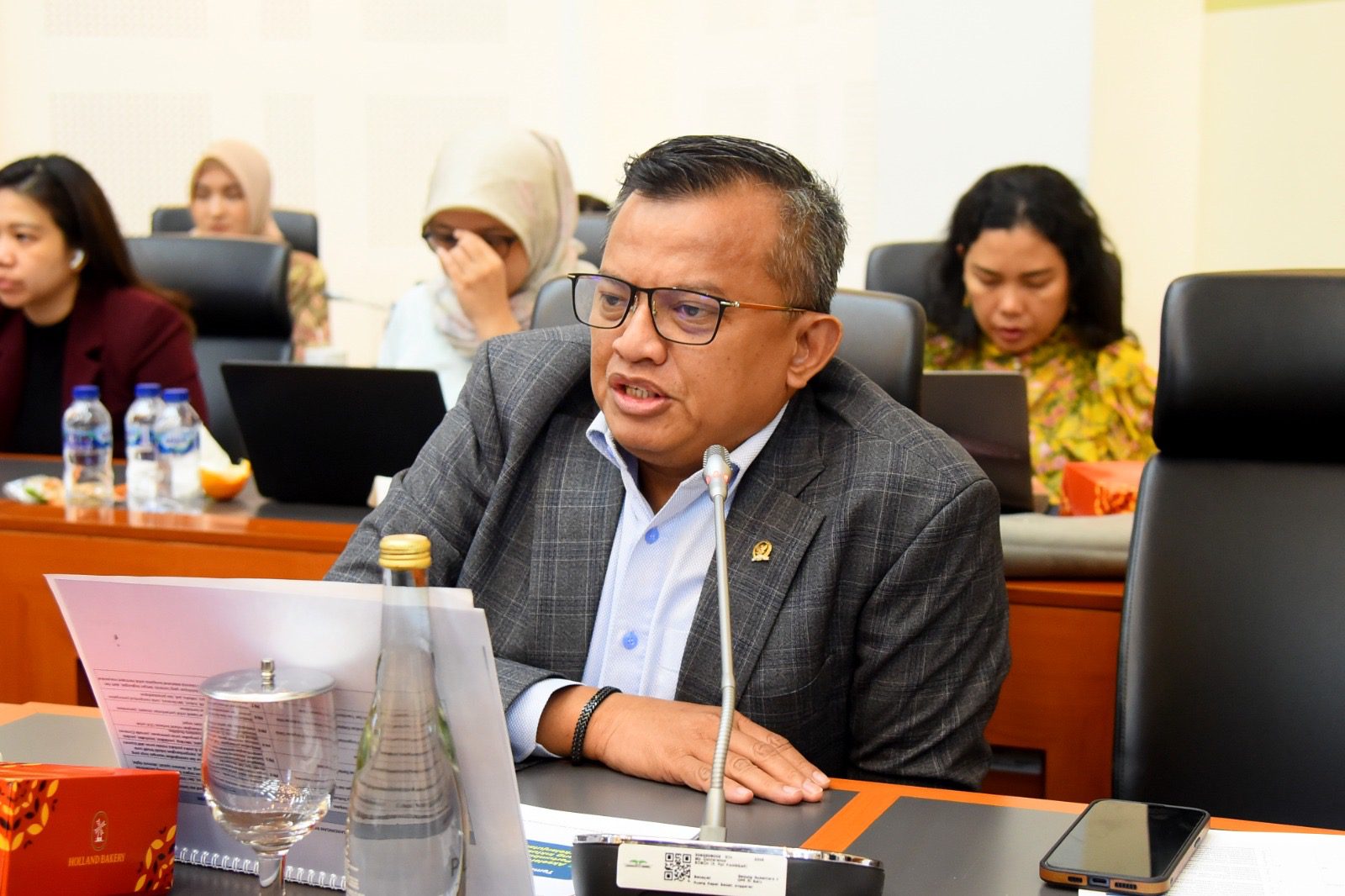 Mulyadi Sampaikan Keluhan Masyarakat Puncak, Eksploitasi Perkebunan Teh Masih Berlanjut