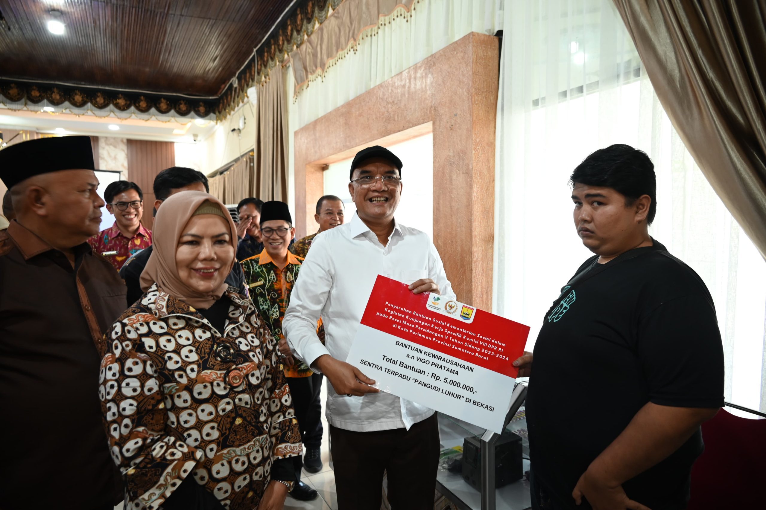 Komisi VIII Tinjau Langsung Program Pemerintah Berantas Kemiskinan