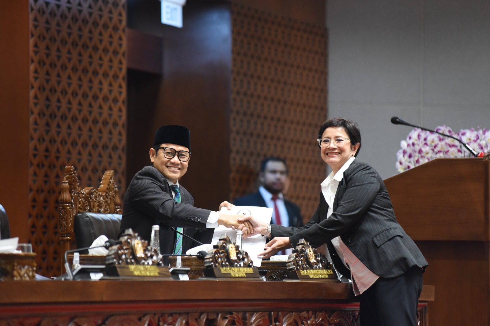 Rapat Paripurna DPR Setujui Hibah Alpalhankam