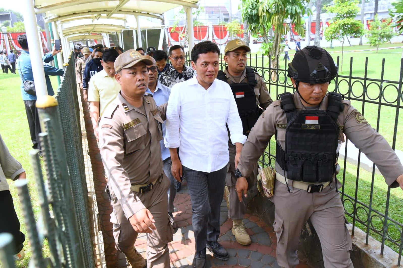 Terima Demonstran, DPR Serap Aspirasi terkait Revisi UU Pilkada