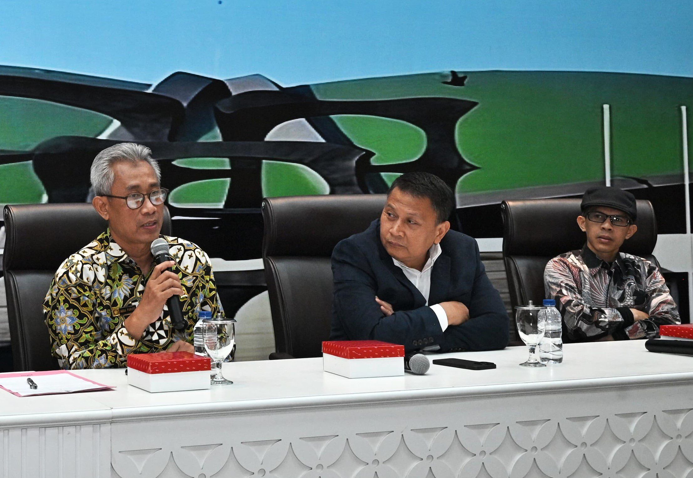 HUT ke-79 DPR: Tantangan Membangun Citra DPR melalui Jurnalisme Positif