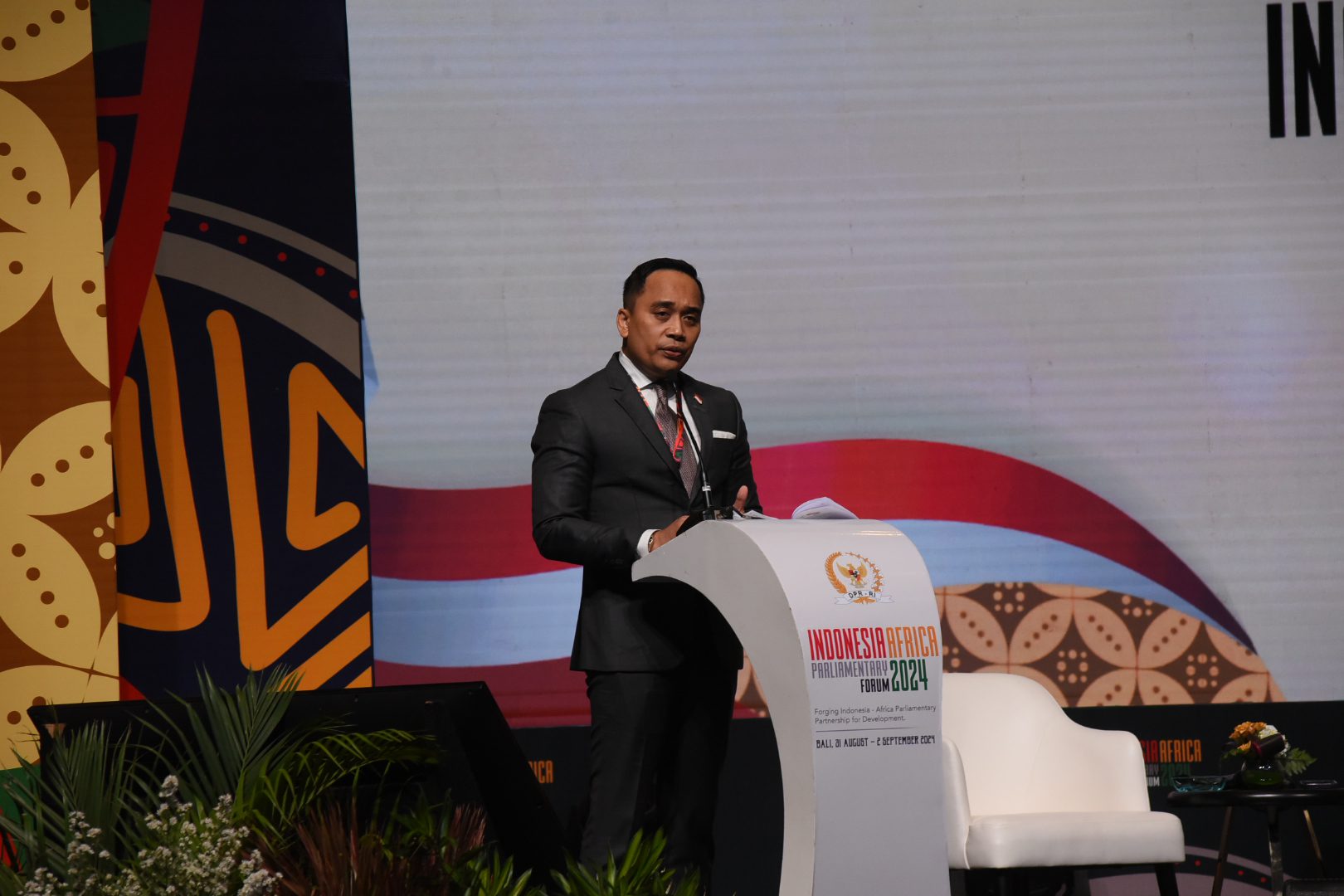 Peran Parlemen Mendorong Ekonomi Inklusif