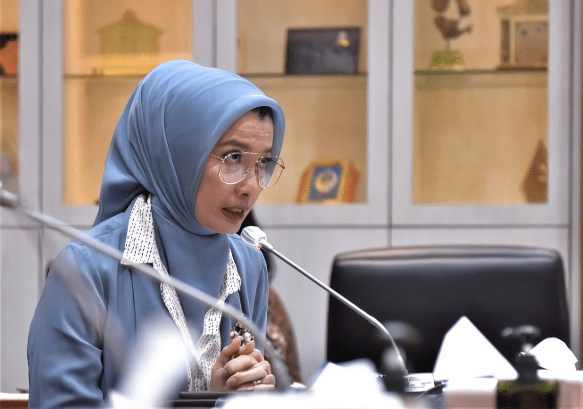 Arzeti Bilbina Desak Reformasi Sistem Pendidikan Kedokteran Spesialis