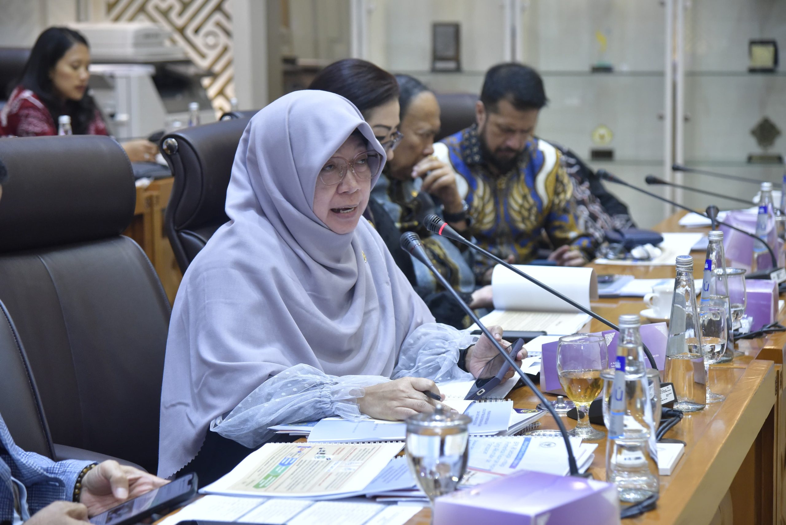 Daya Beli Kelas Menengah Menurun Pemerintah Jangan Keluarkan Kebijakan Kontraproduktif