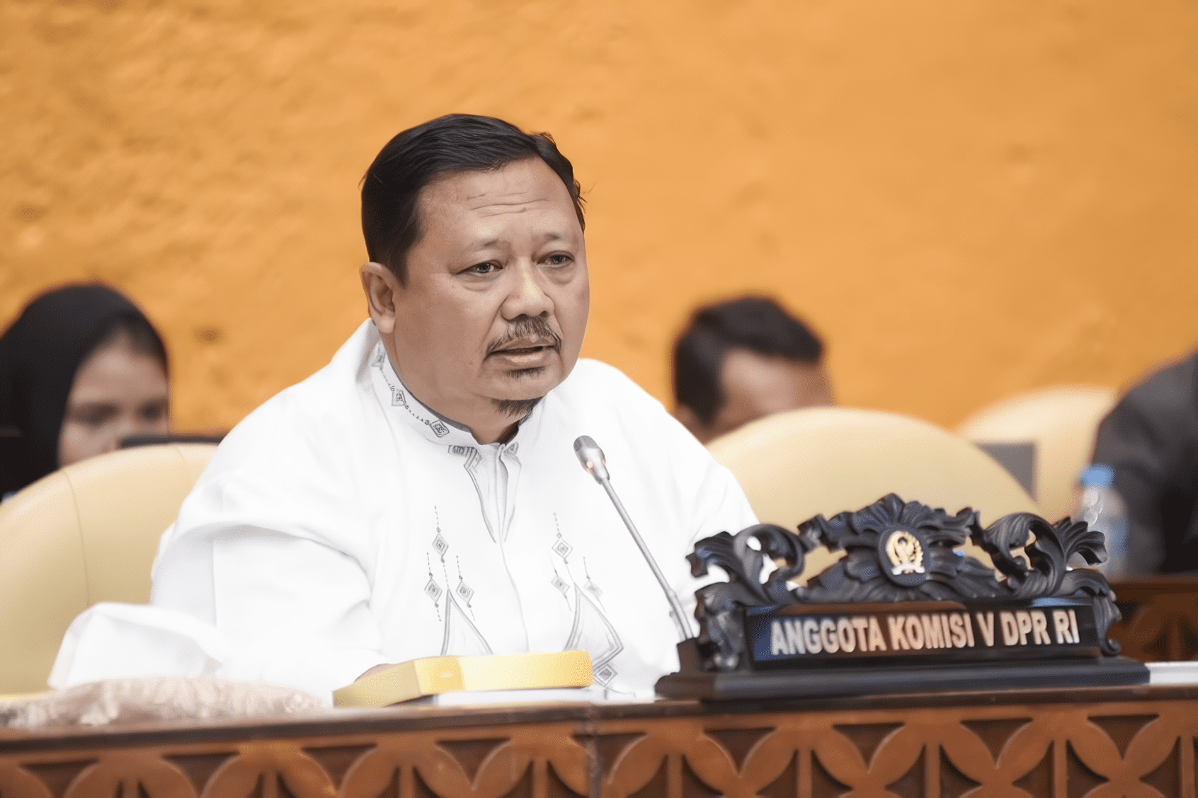 Skema Baru PSO KRL Berbasis NIK Tindakan Diskriminatif dan Tidak Pro-Rakyat