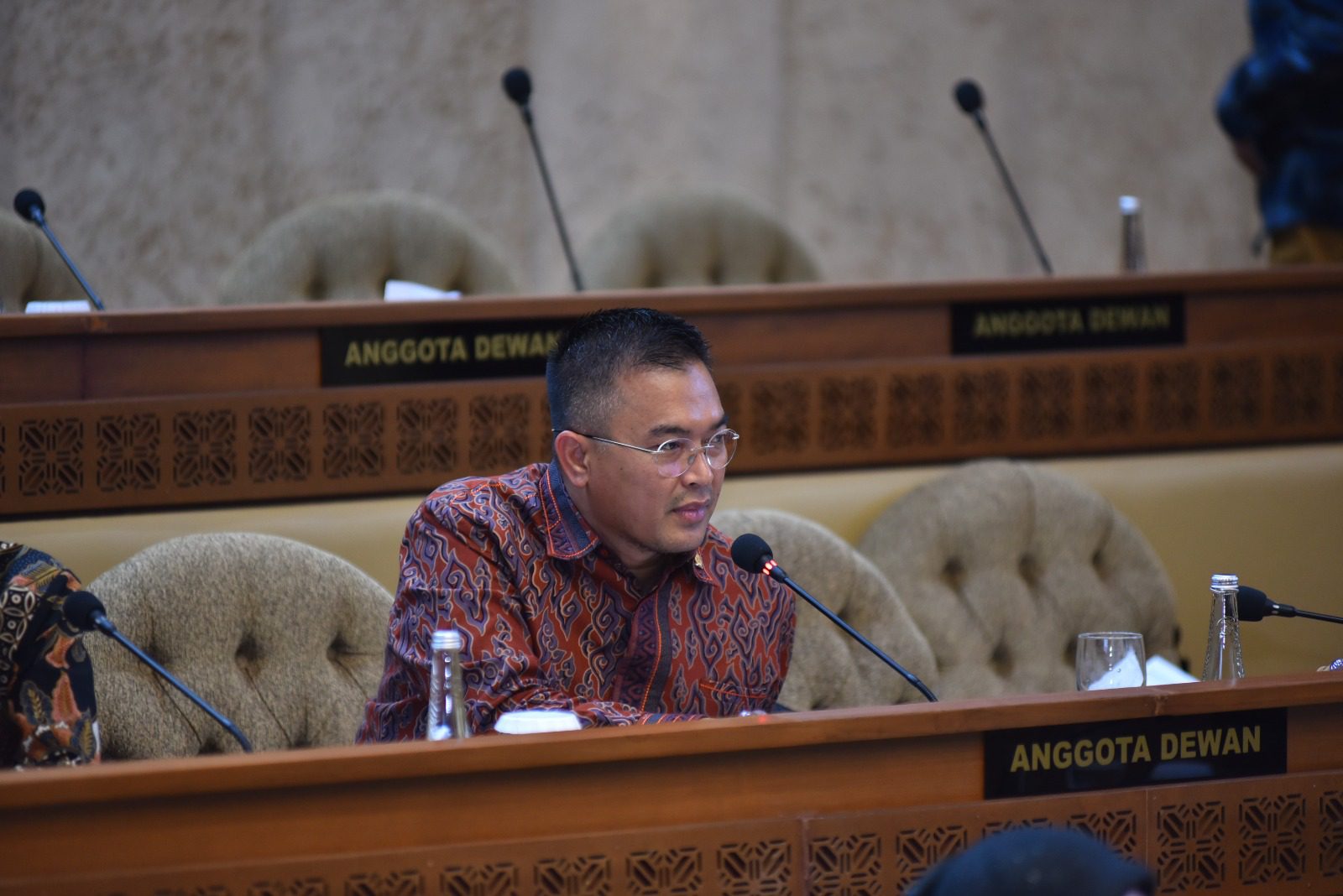 Pansus Ungkap Ketidaksesuaian dan Dugaan Manipulasi Data dalam Pemberangkatan Haji Khusus