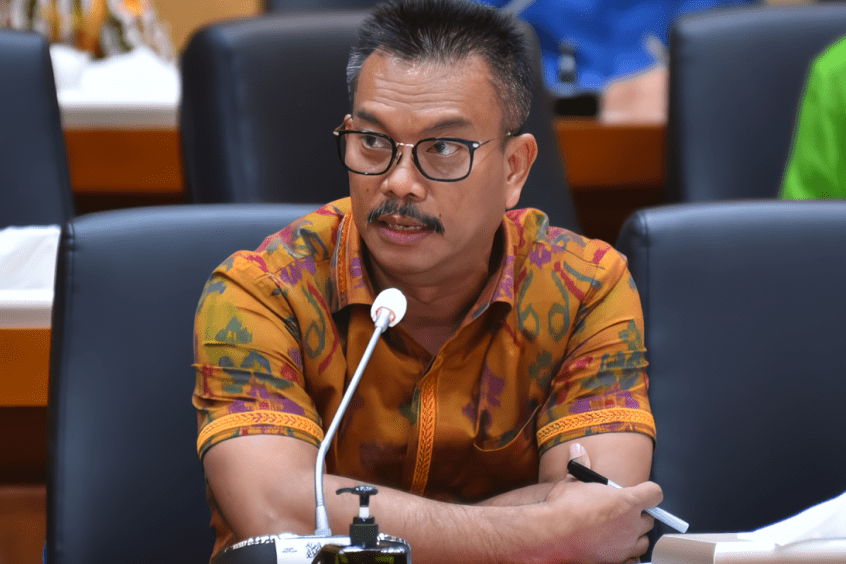 Ramai Gelombang PHK, UU Cipta Kerja Jadi Titik Temu Pekerja dan Pengusaha