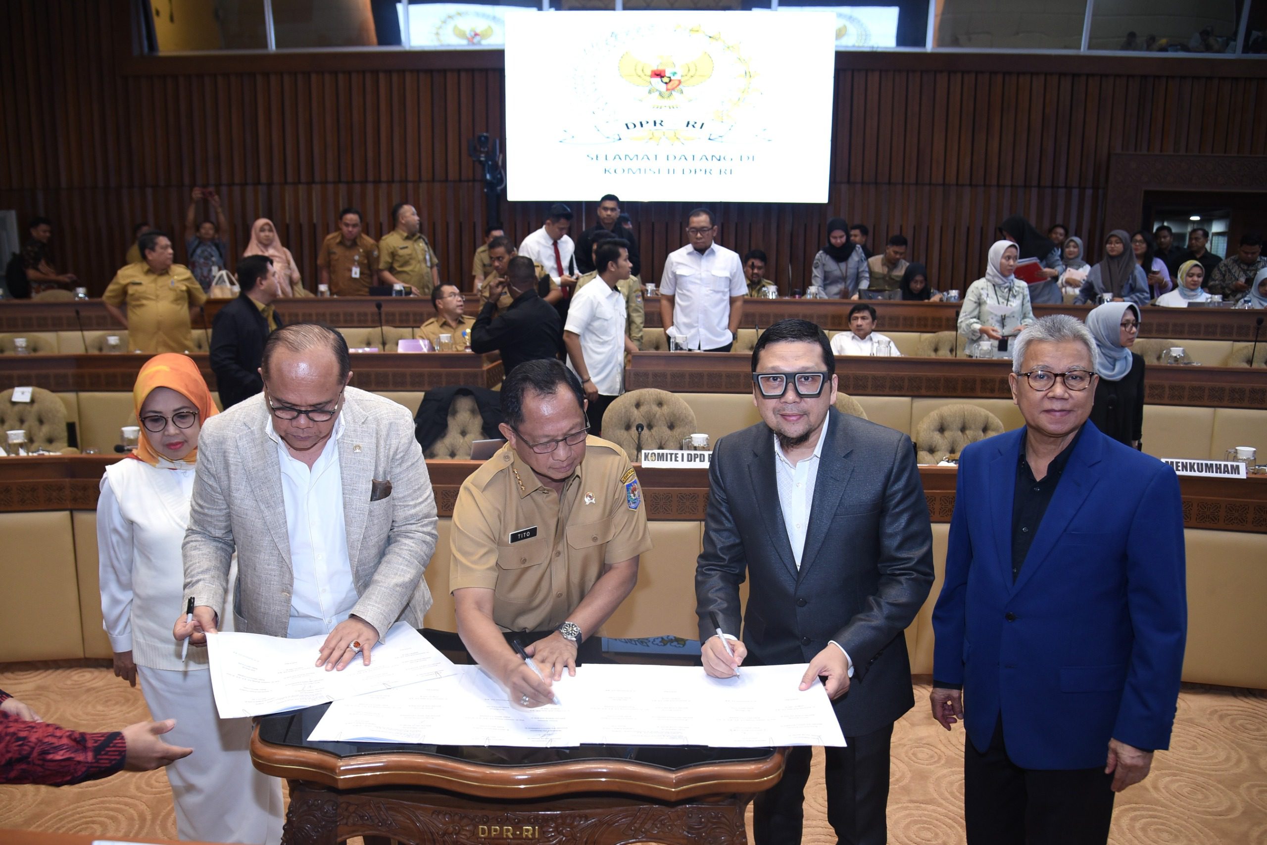 Komisi II Setujui 79 RUU Kabupaten-Kota Dibawa ke Paripurna