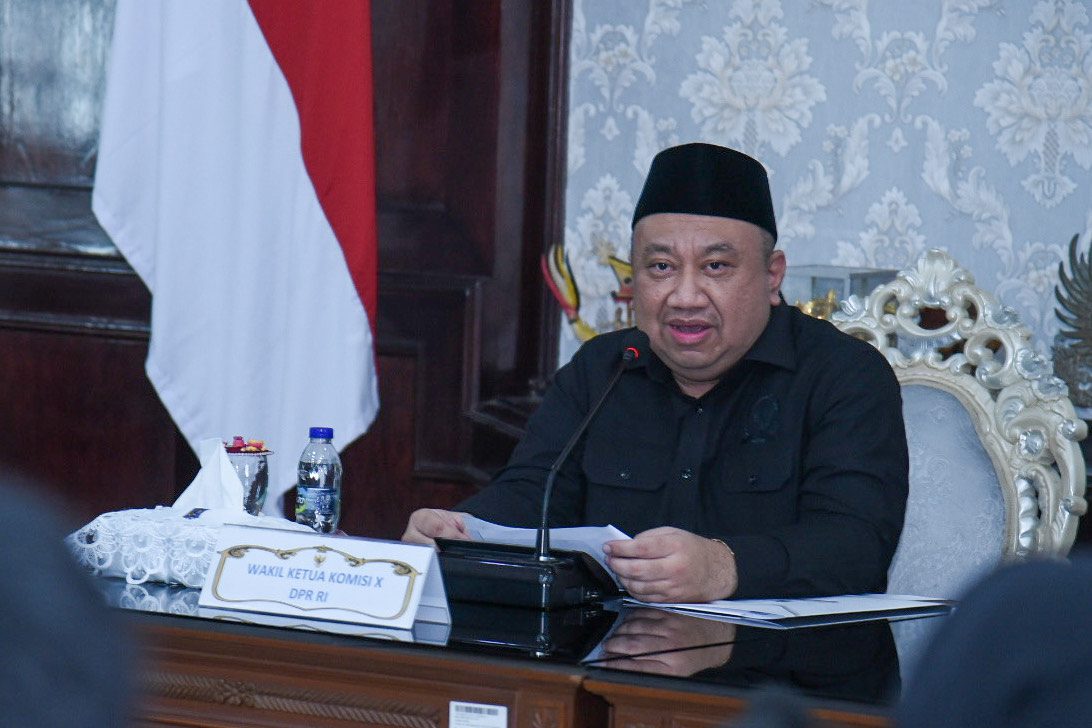 Komisi X DPR RI Bahas PPDB Zonasi hingga Penerapan UN di Surabaya