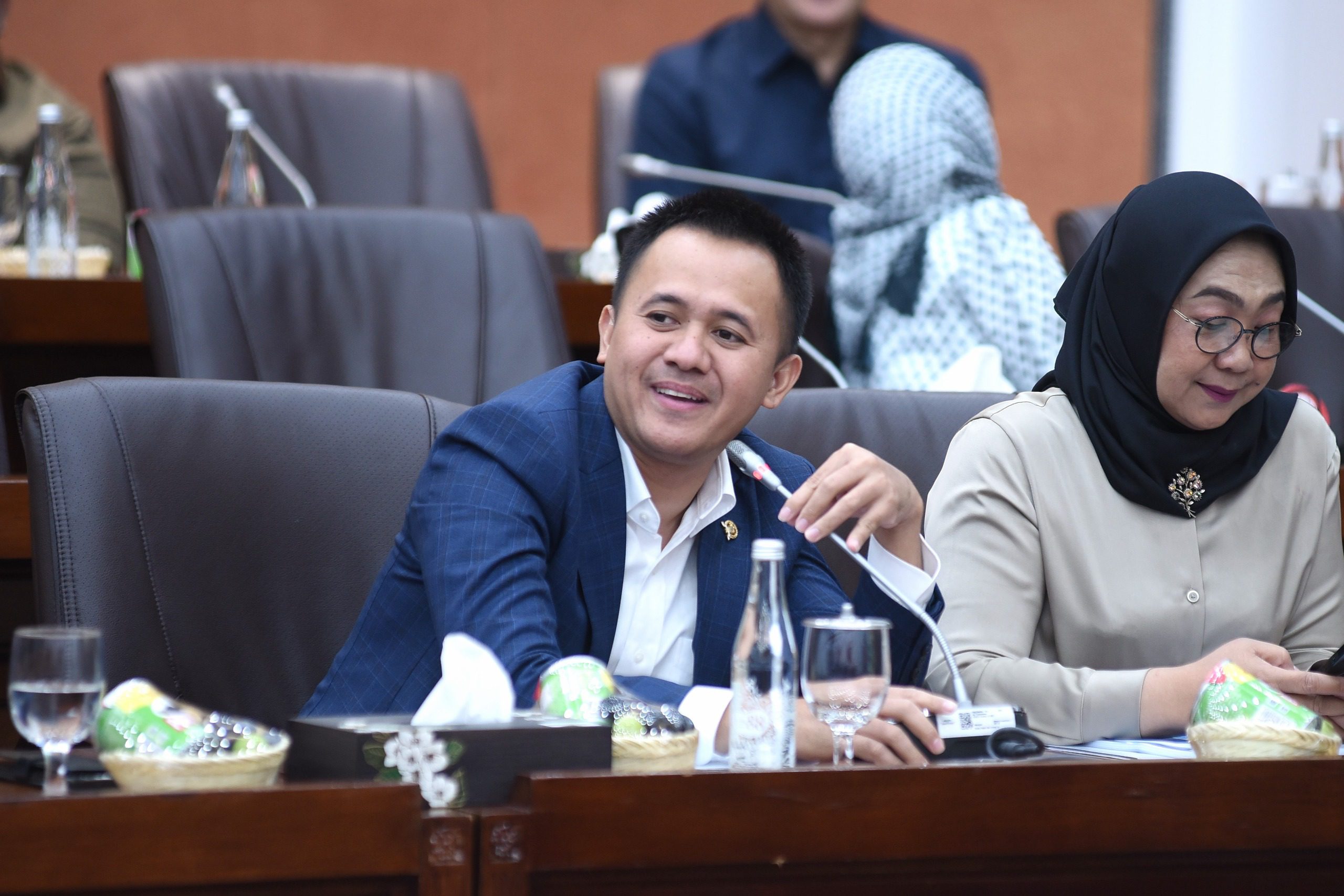 Mufti Anam Desak Pertamina Berbenah, Tekankan Pentingnya Energi Murah dan Berkualitas bagi Rakyat