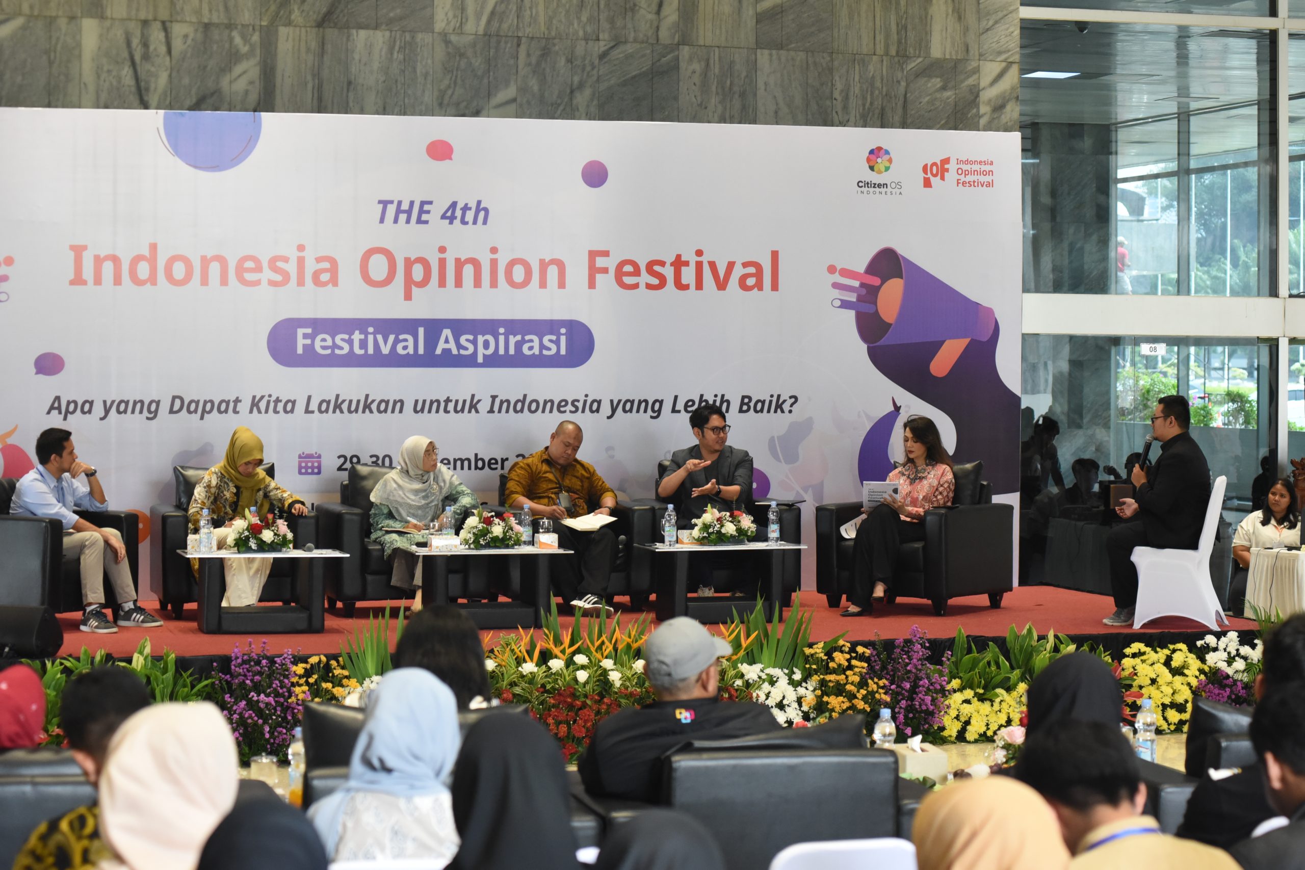 Keterlibatan Teman-Teman Tunarungu dalam Indonesia Opinion Festival (IOF) Ke-4: Langkah Menuju Keterbukaan dan Kesetaraan