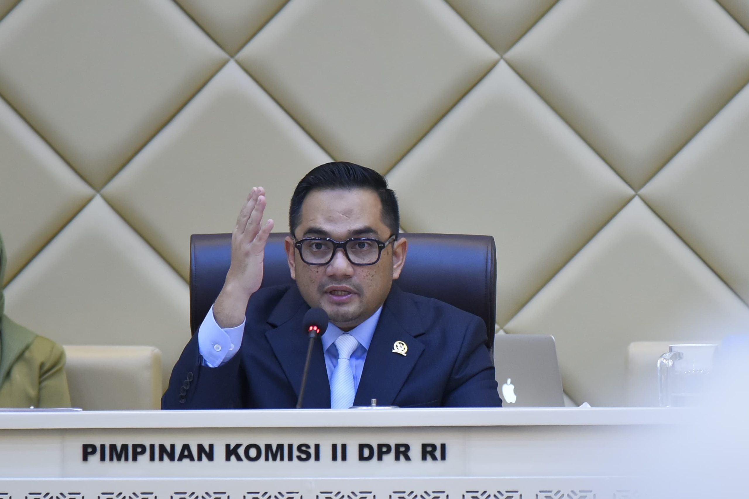 Komisi II Minta Kementerian ATR Segera Selesaikan Masalah Sertifikat dan Konflik Agraria