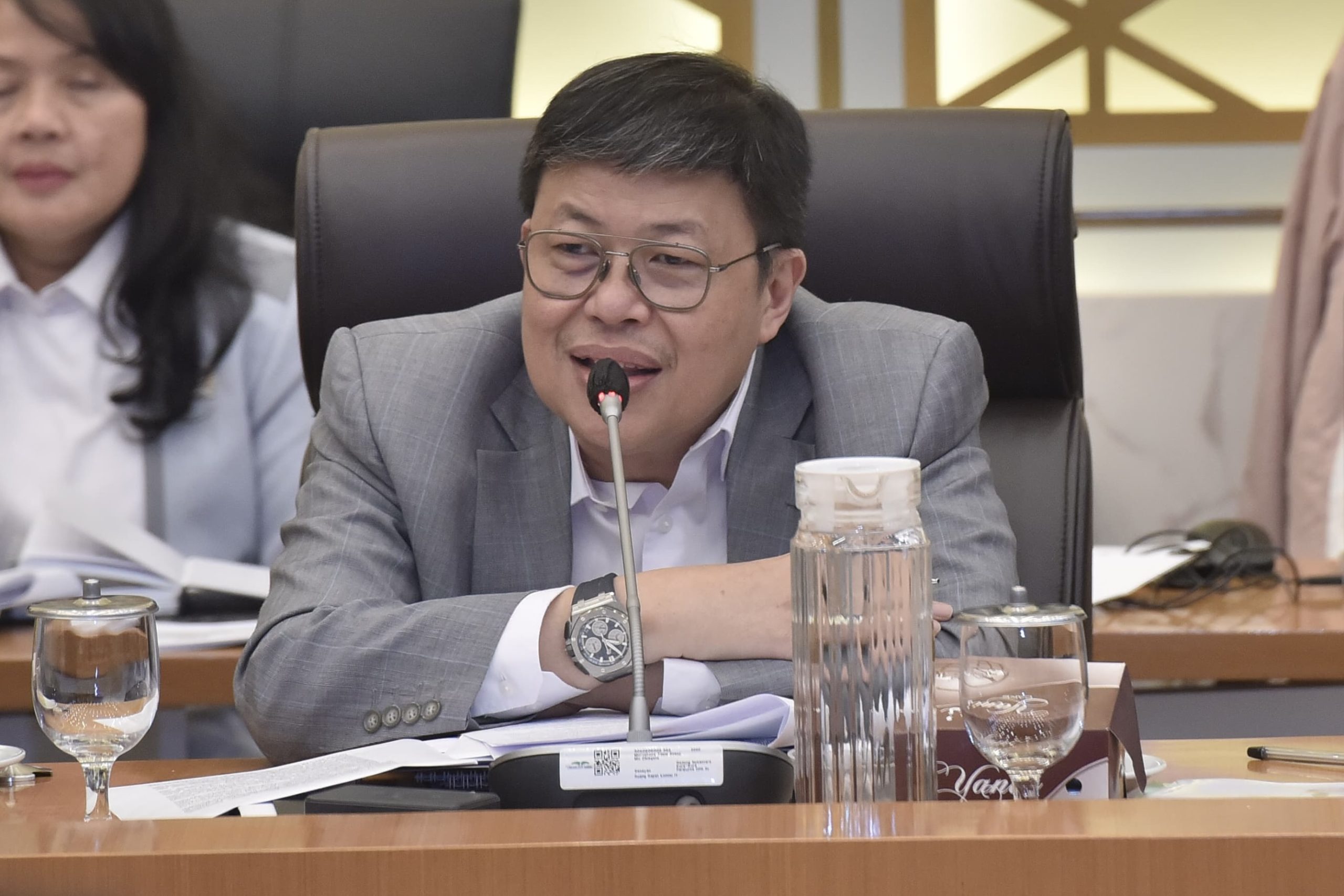 Tidak Hanya Penyegelan, Komisi IV Minta Menteri KKP Ungkap Pelaku Pagar Laut