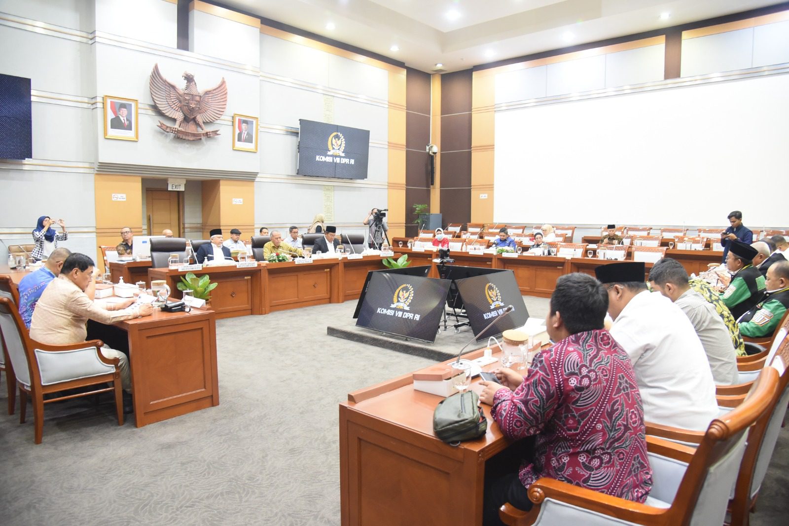 Revisi UU Haji: Komisi VIII Bahas Regulasi yang Lebih Adaptif dan Adil