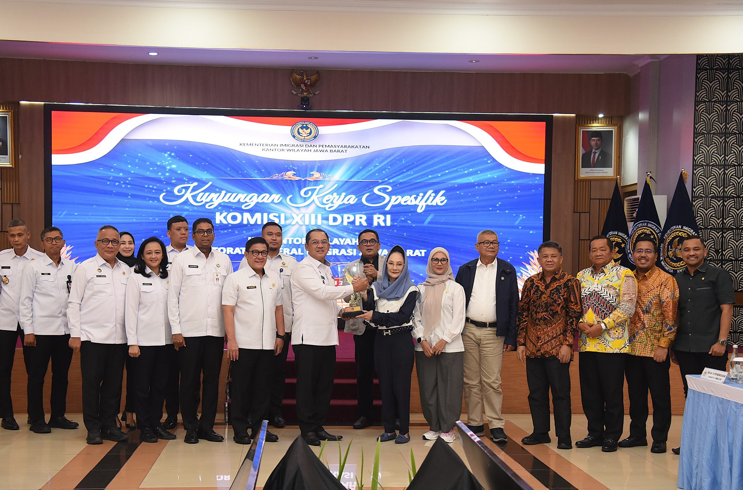 Komisi XIII Dorong Peningkatan Pengawasan Keimigrasian di Jawa Barat