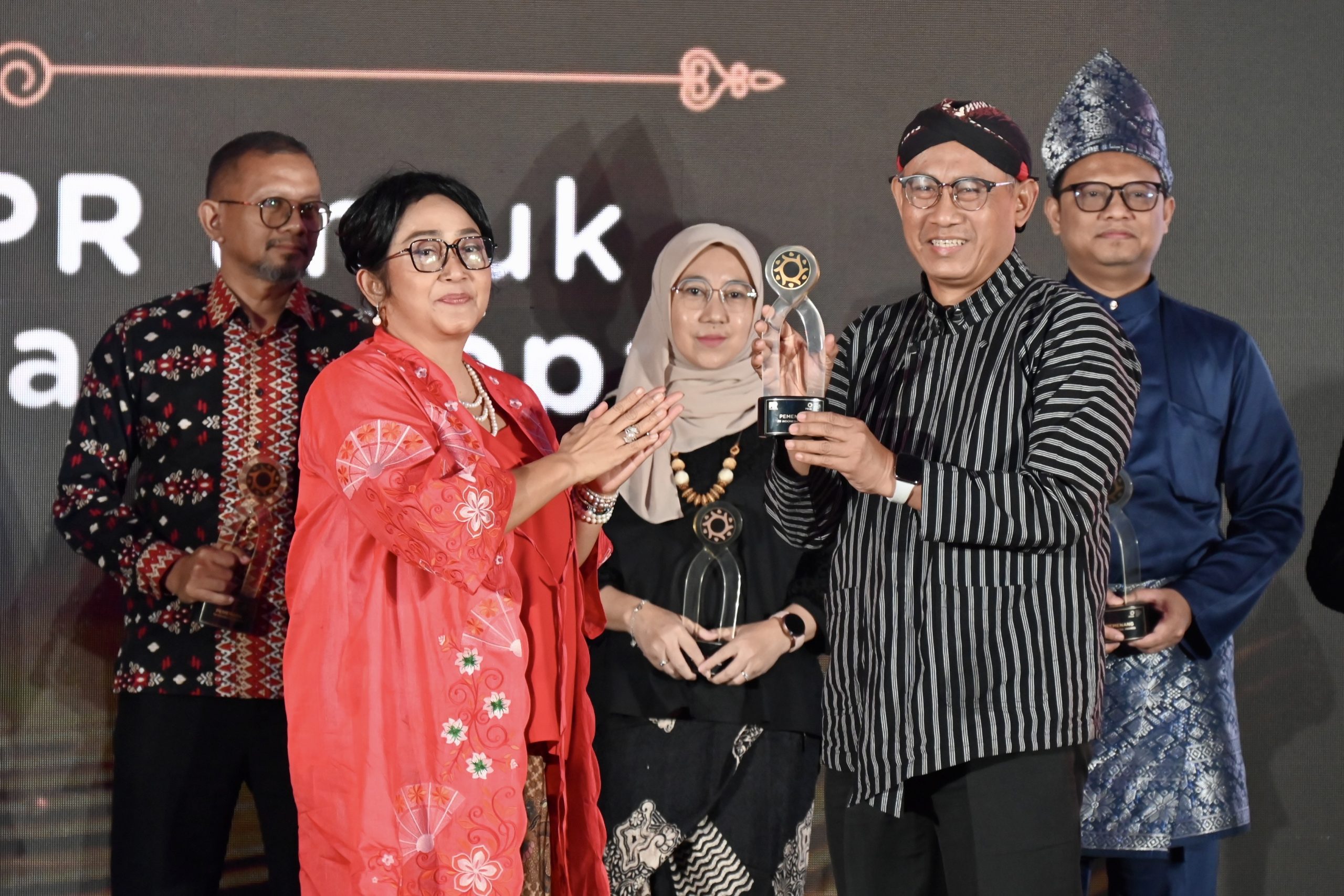 Parlementaria Raih Penghargaan Bergengsi di PRIA 2025