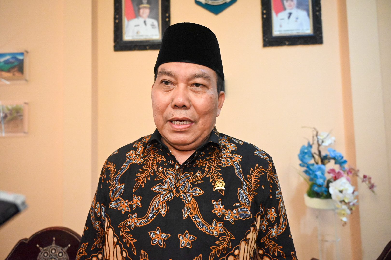 Tinjau Keamanan Pangan di Pasar Renteng NTB, Komisi IX: Harga Cabai Naik Jelang Ramadan