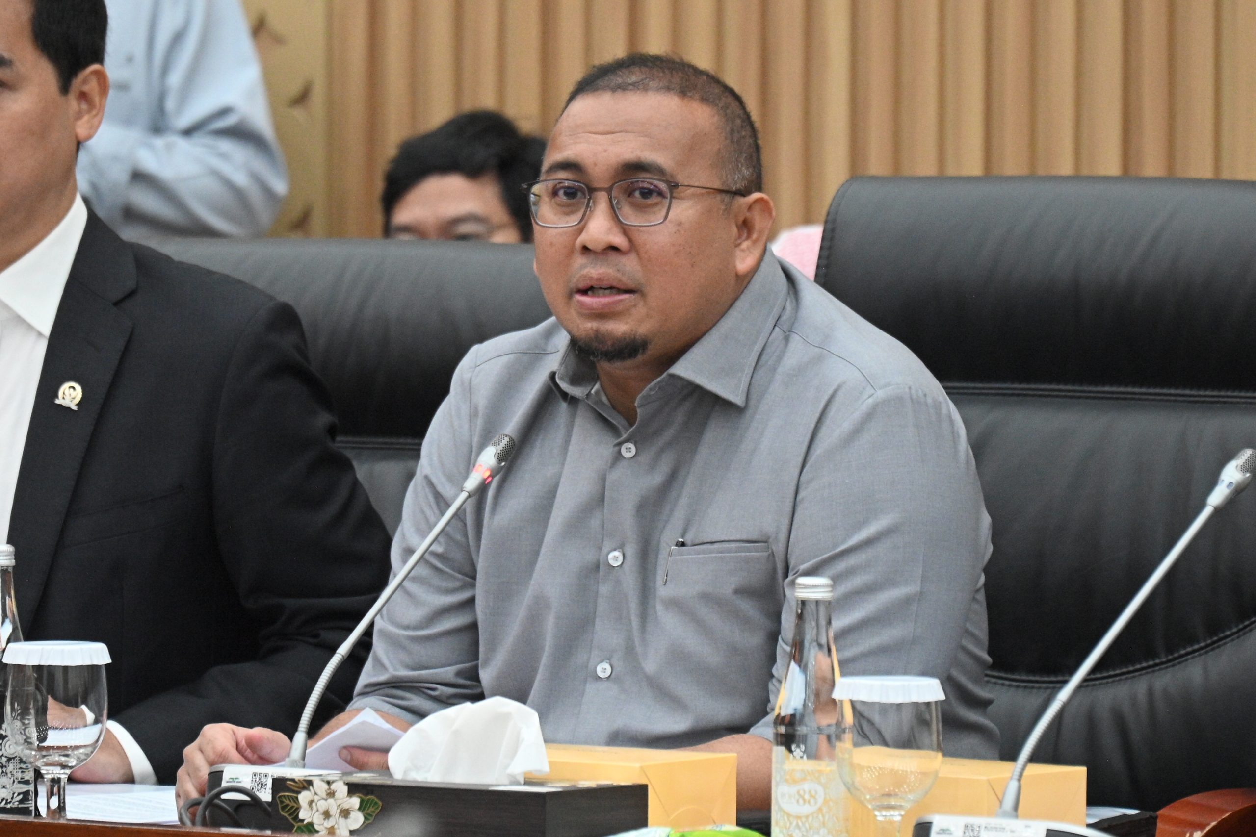 Negara Rugi Rp1 Kuadriliun, Komisi VI Panggil Pertamina Patra Niaga Minggu Depan