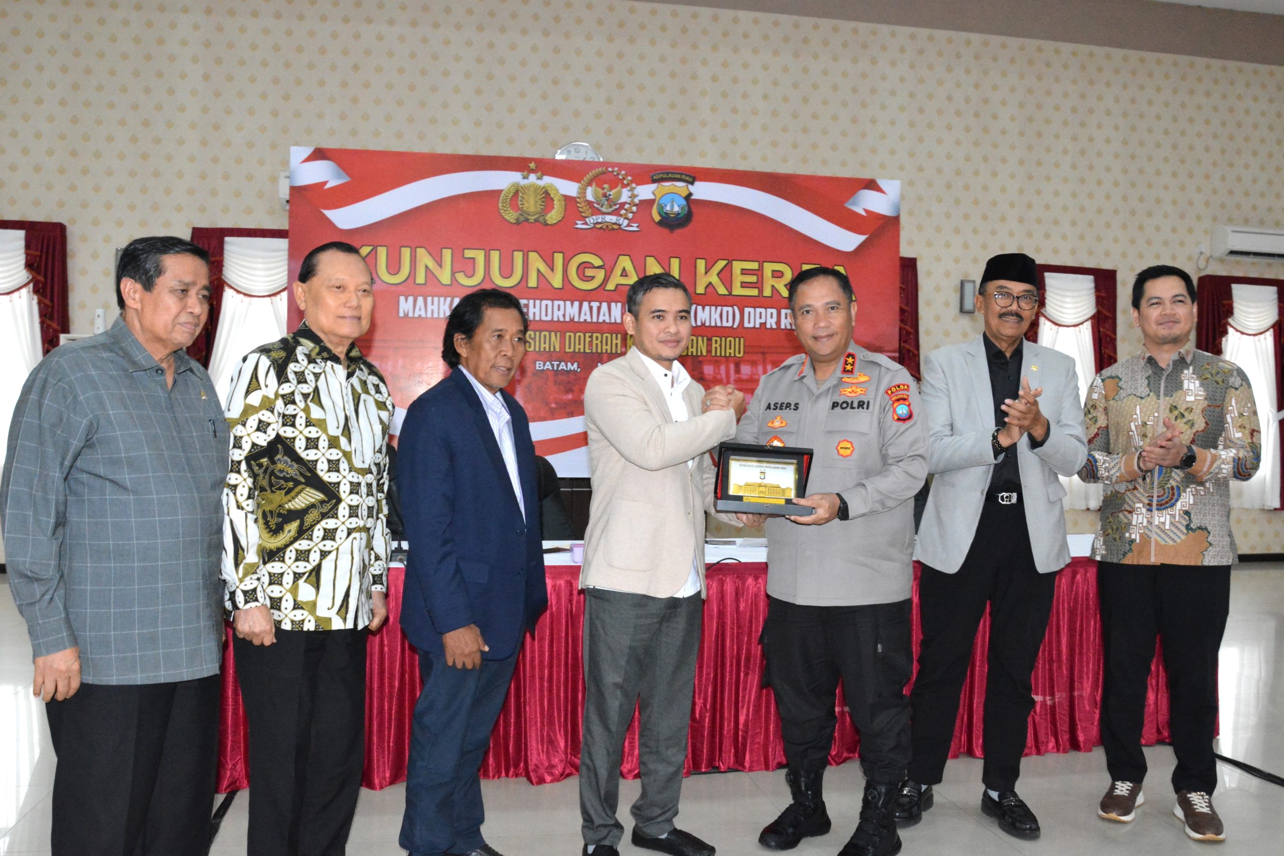 Imron Amin Tegaskan MKD Terus Bangun Kerja Sama dengan Polda