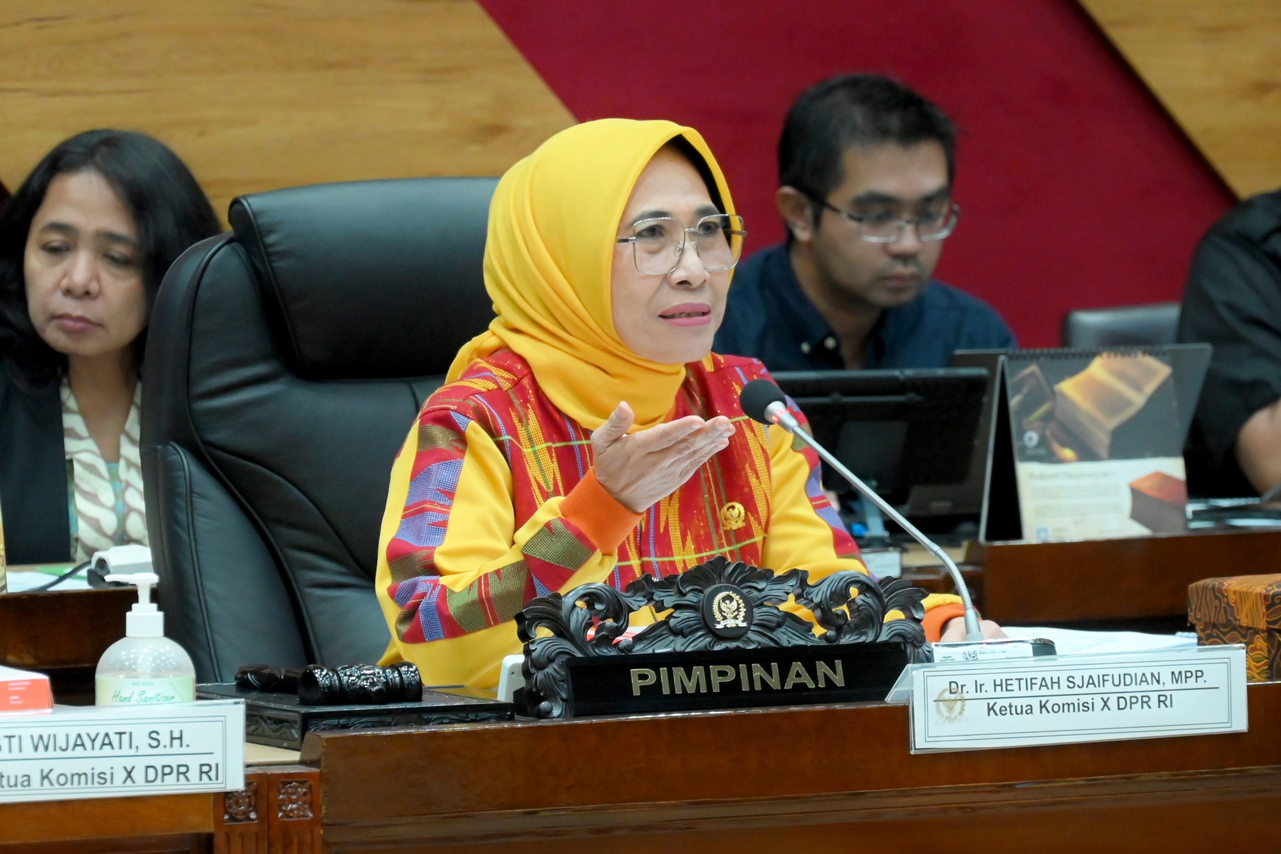 Komisi X: Perhatikan Potensi Tumpang Tindih Kewenangan dan Anggaran Program Sekolah Rakyat