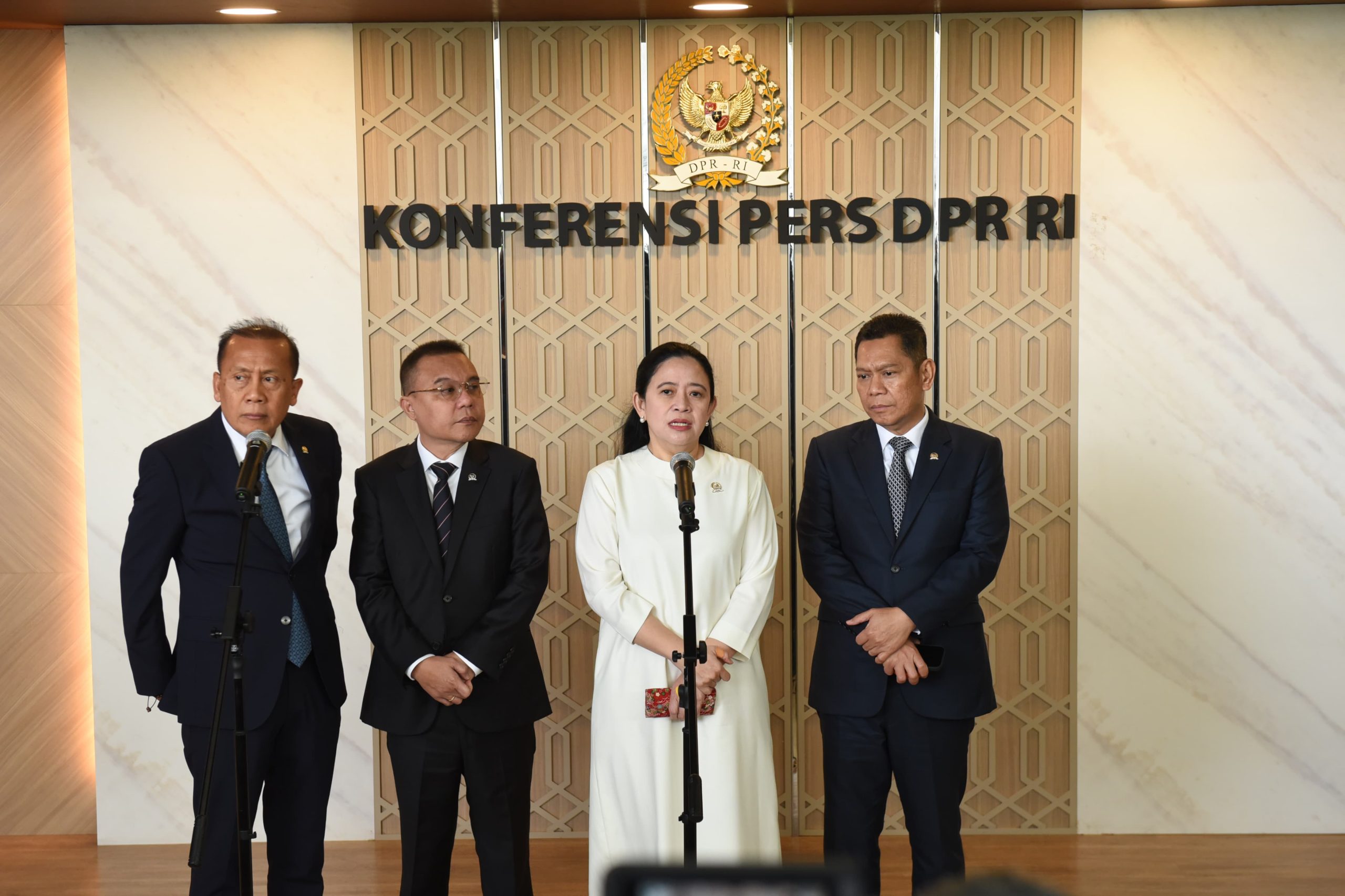 Ketua DPR Tegaskan Prajurit Tetap Tak Boleh Bisnis dan Berpolitik