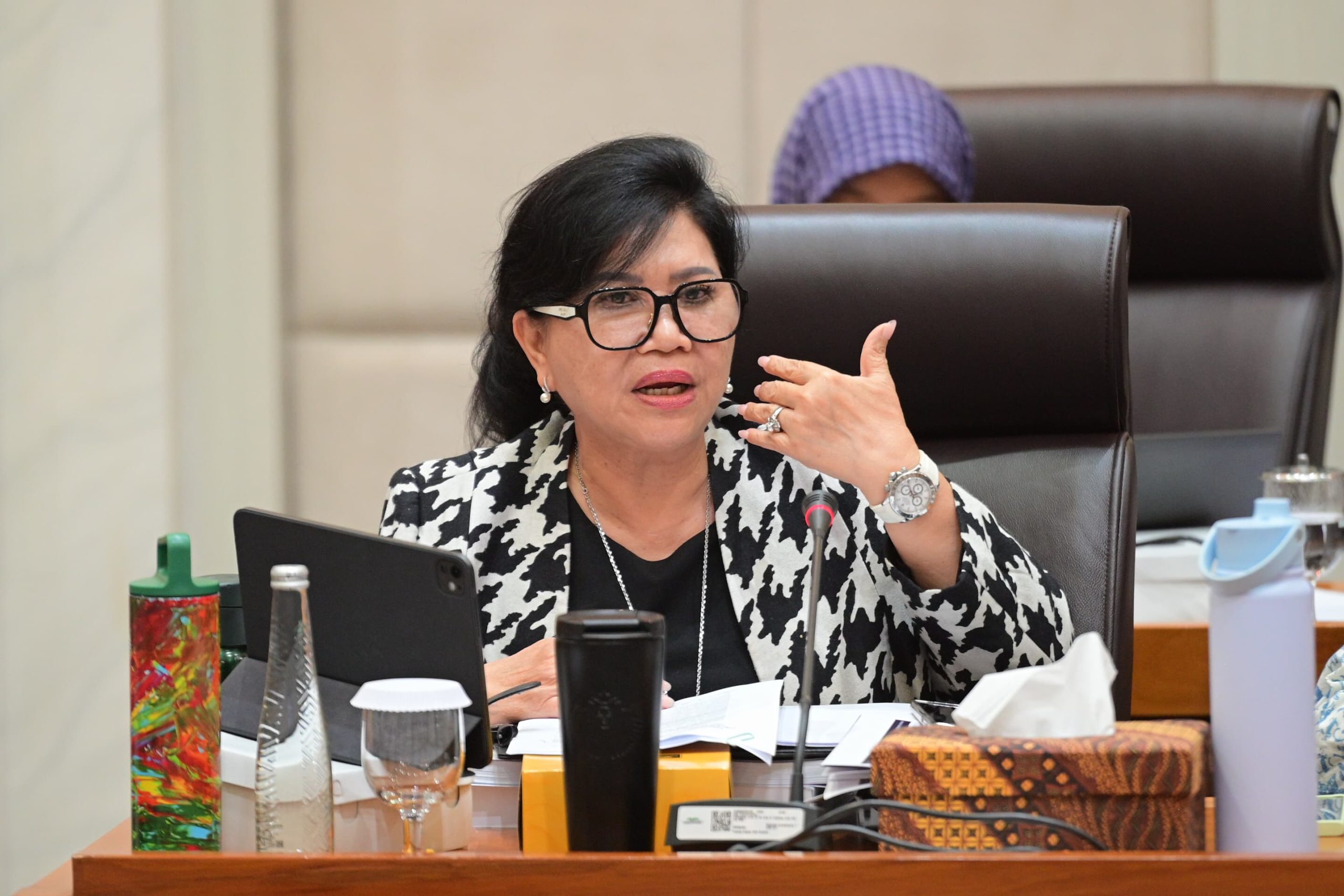 Komisi VII: Kuatkan Standardisasi Nasional untuk Hadapi Tantangan Ekonomi Global