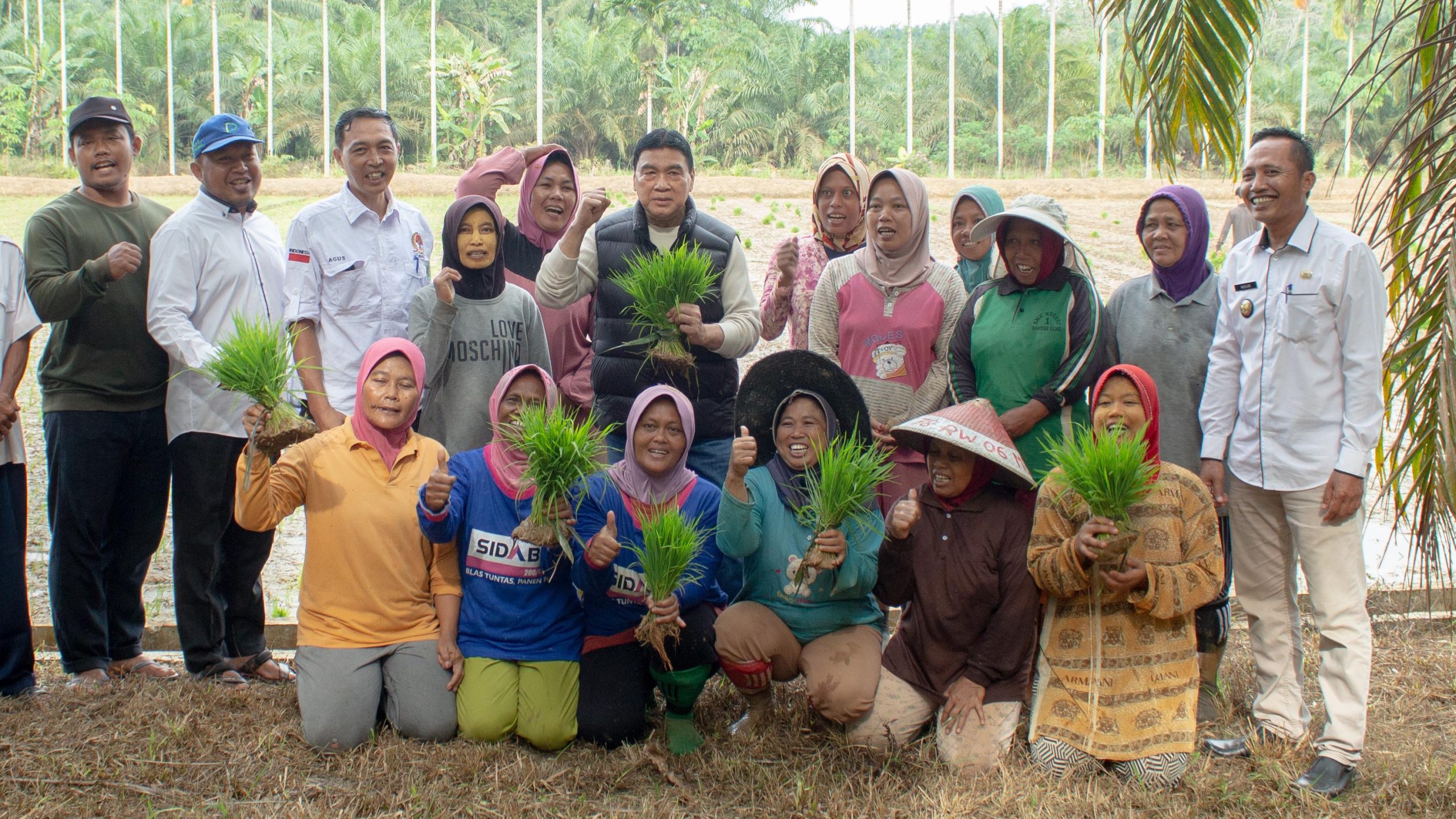Perkuat Ketahanan pangan, Achmad Dorong Pemerintah Benahi Irigasi dan Mekanisasi Sawah di Riau