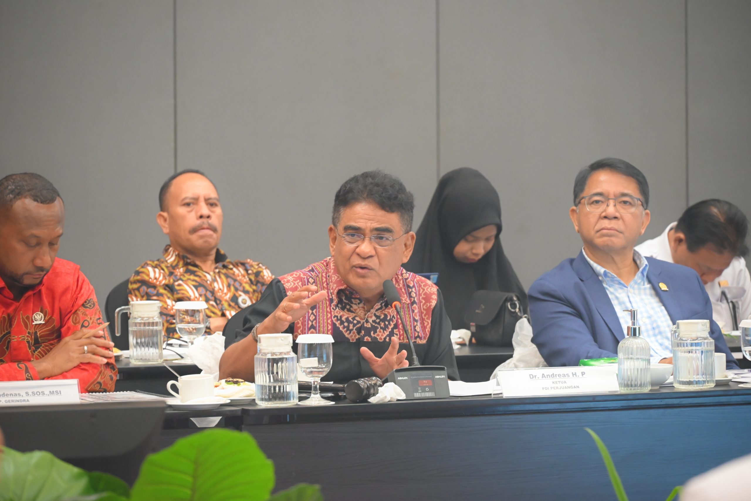 Komisi XIII Dukung Sikap Majelis Rakyat Papua, Pemerintah Diminta Evaluasi Perizinan Investasi