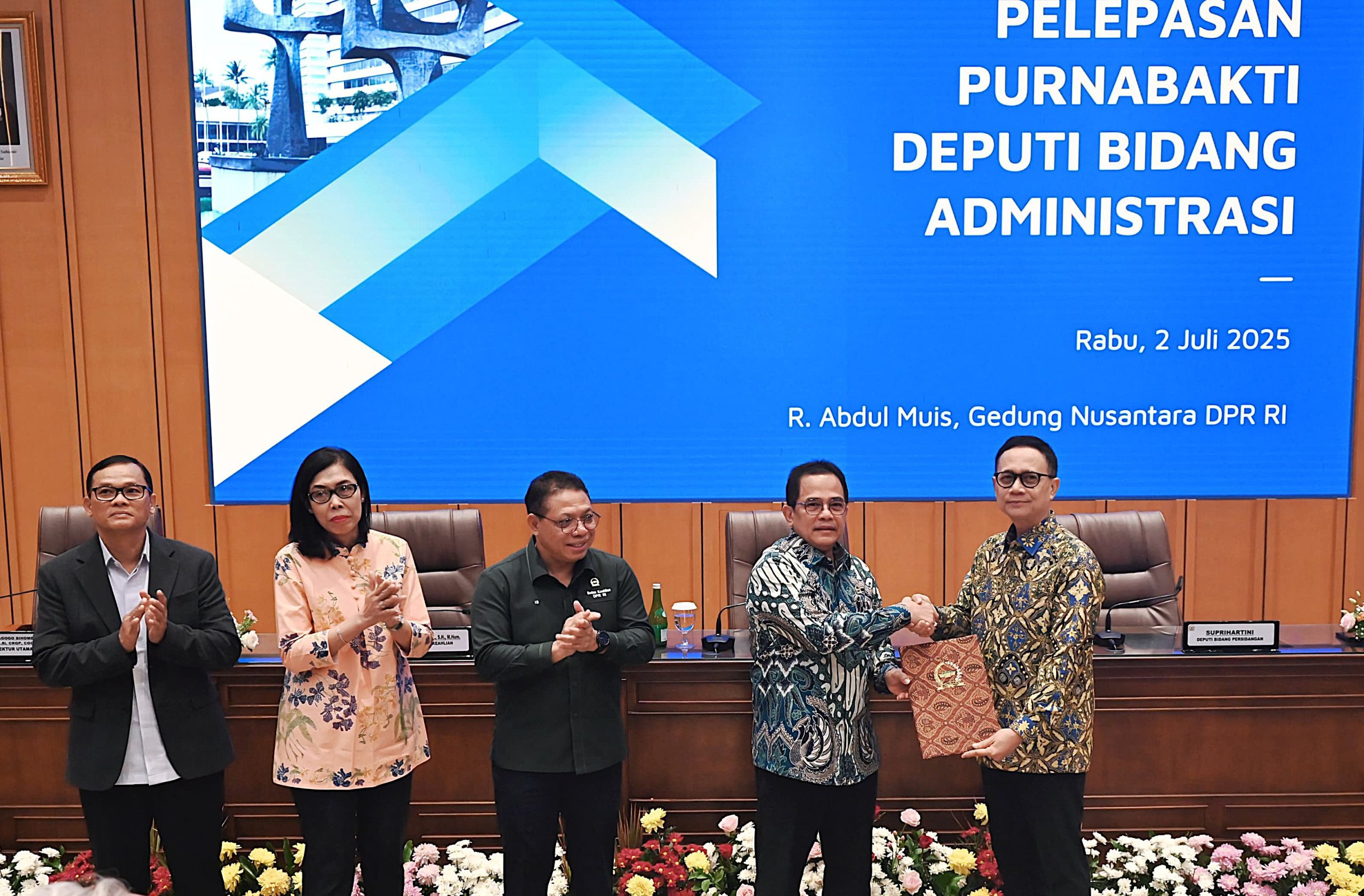 Sekjen DPR RI Lepas Purnabakti Sumariyandono, Apresiasi Hospitality-Dedikasi dan Legacy Deputi Administrasi