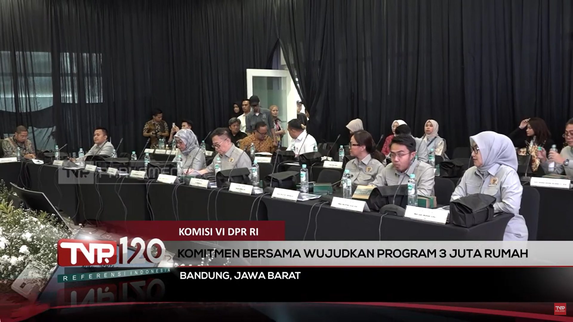 Komisi VI DPR RI : Komitmen Bersama Wujudkan Program 3 Juta Rumah – TVR 120