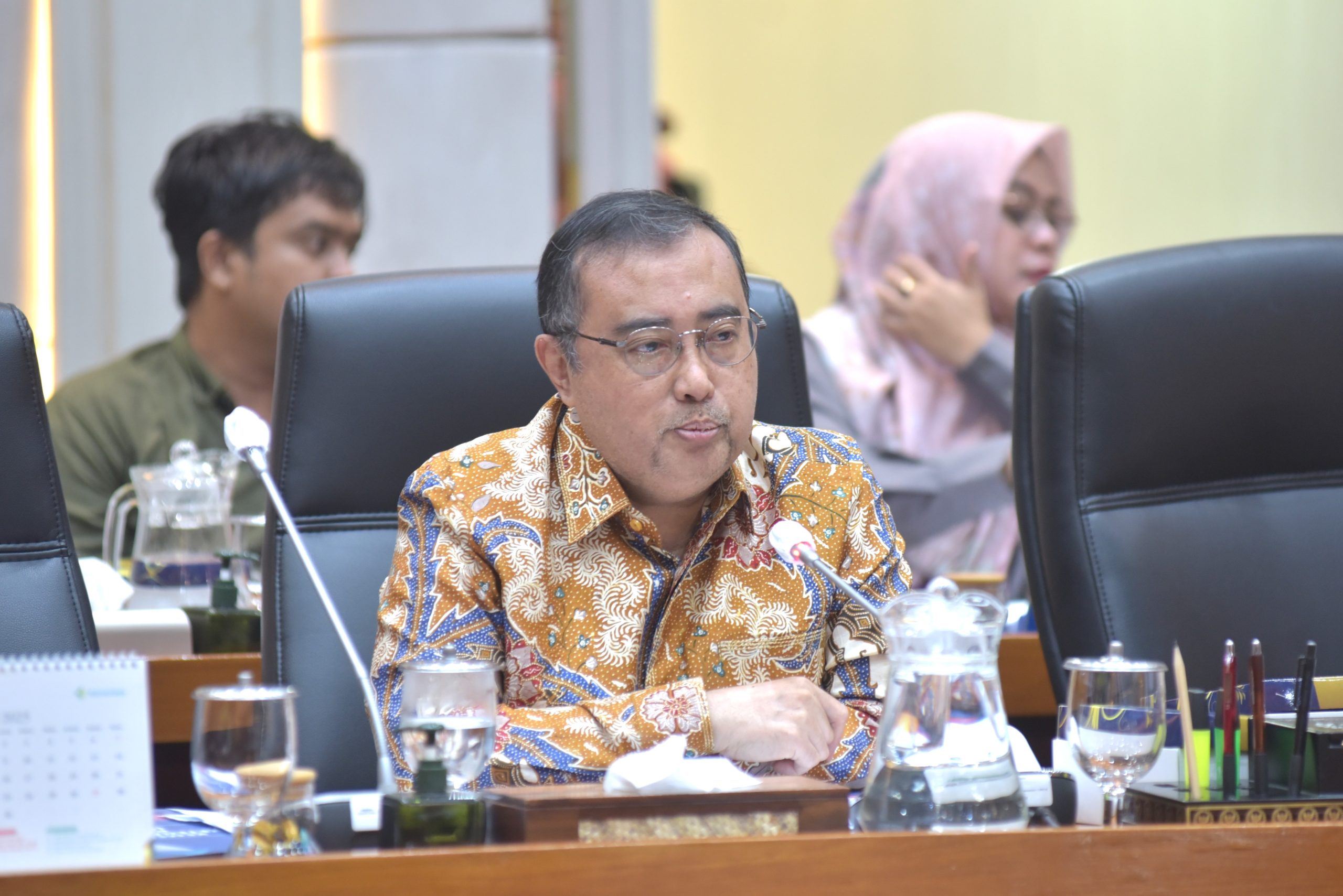 Perusahaan Banyak Lakukan PHK, Komisi IX Desak Perlindungan Sosial Bagi Pekerja