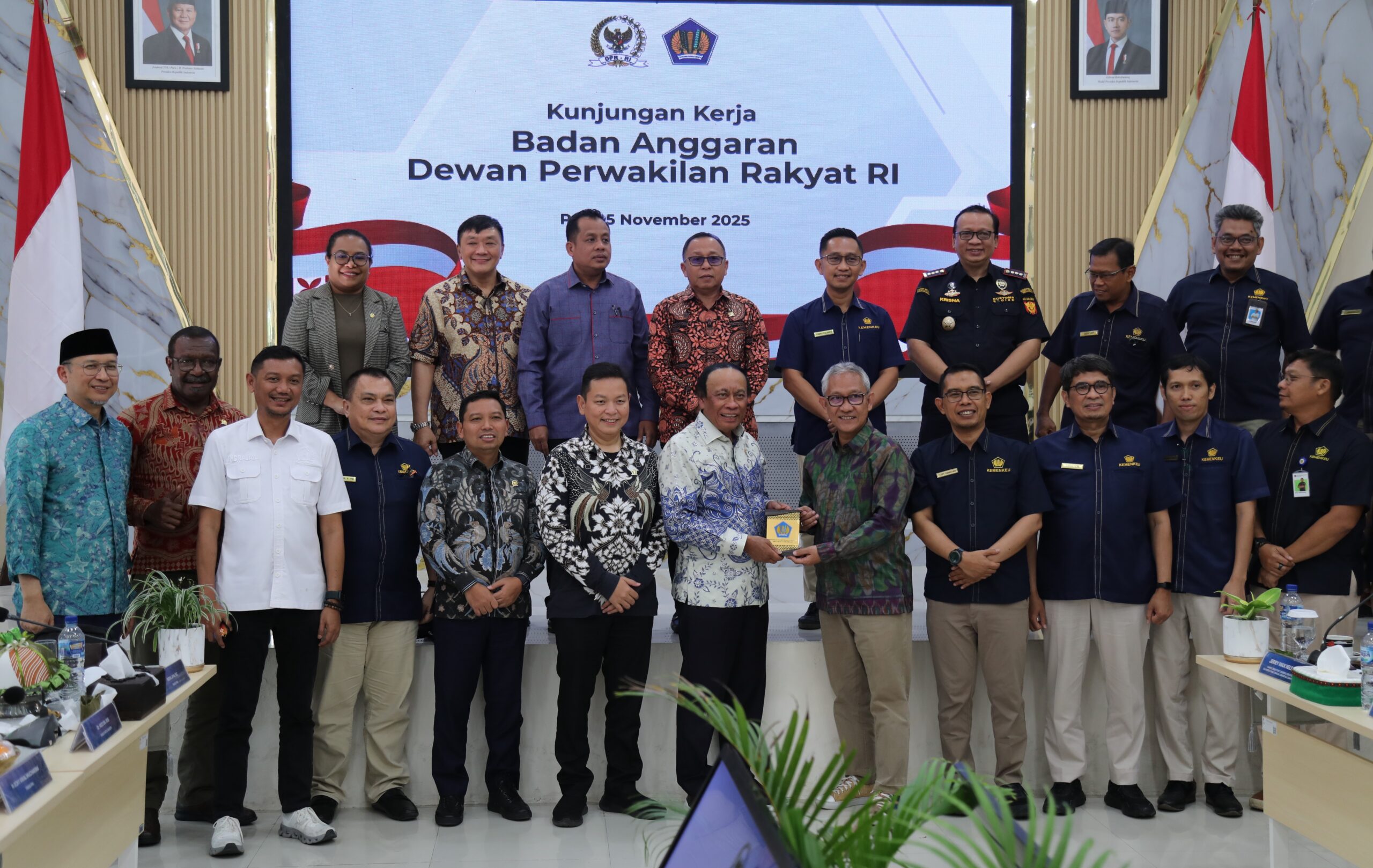 Tinjau Potensi Ekonomi dan Kesejahteraan Masyarakat, Banggar DPR Lakukan Kunjungan Kerja ke Sulteng