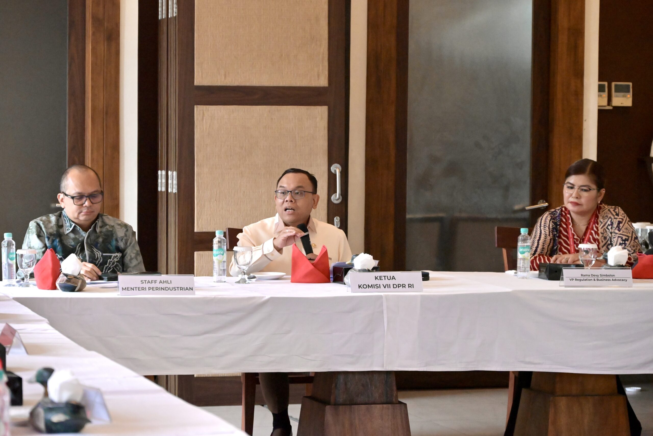 Komisi VII Tekankan RUU Kawasan Industri Utamakan Prinsip Meaningful Participation