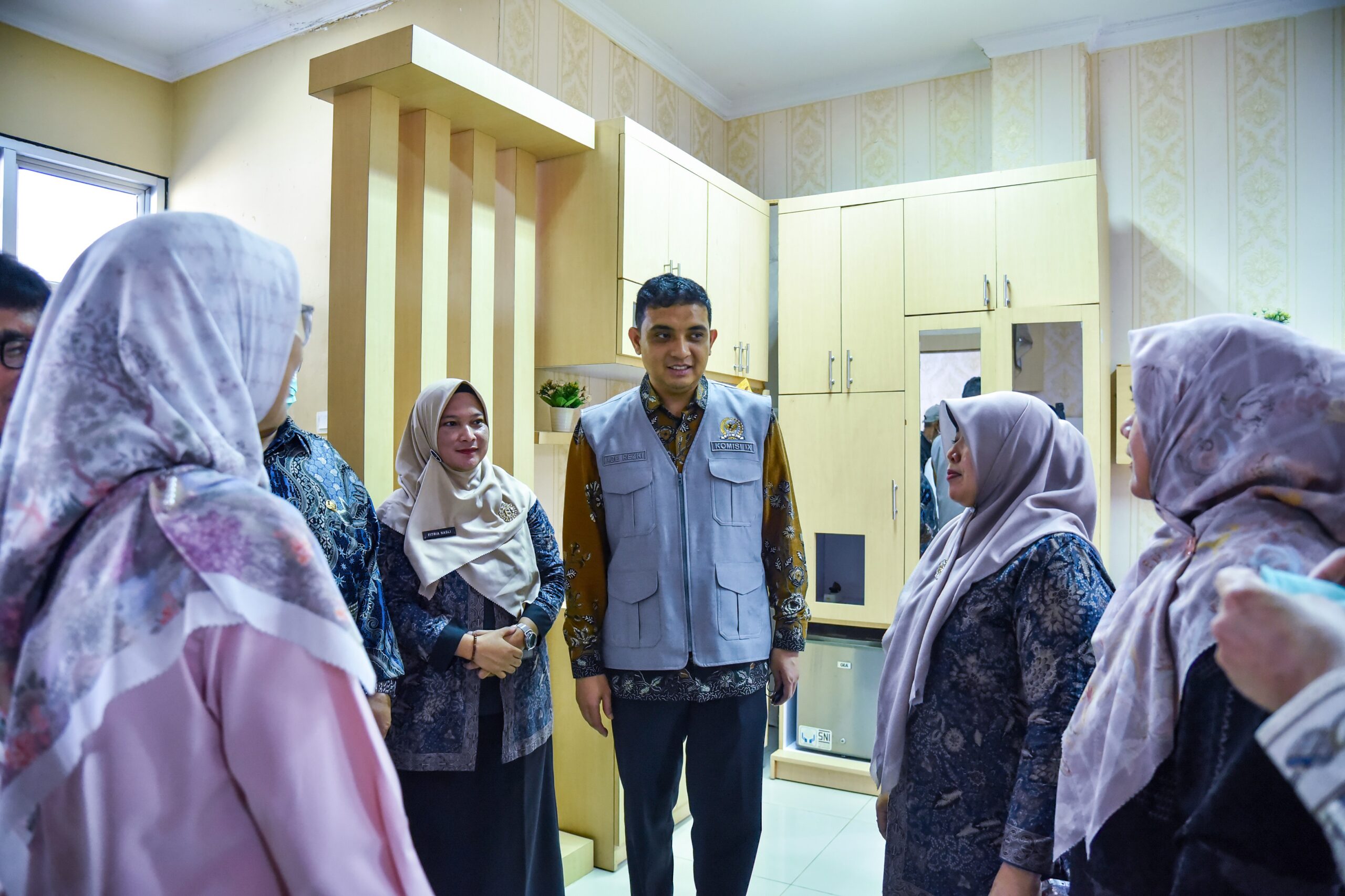 Ade Rezki Dorong Penguatan Faskes di Padang Pariaman Usai Terdampak Bencana