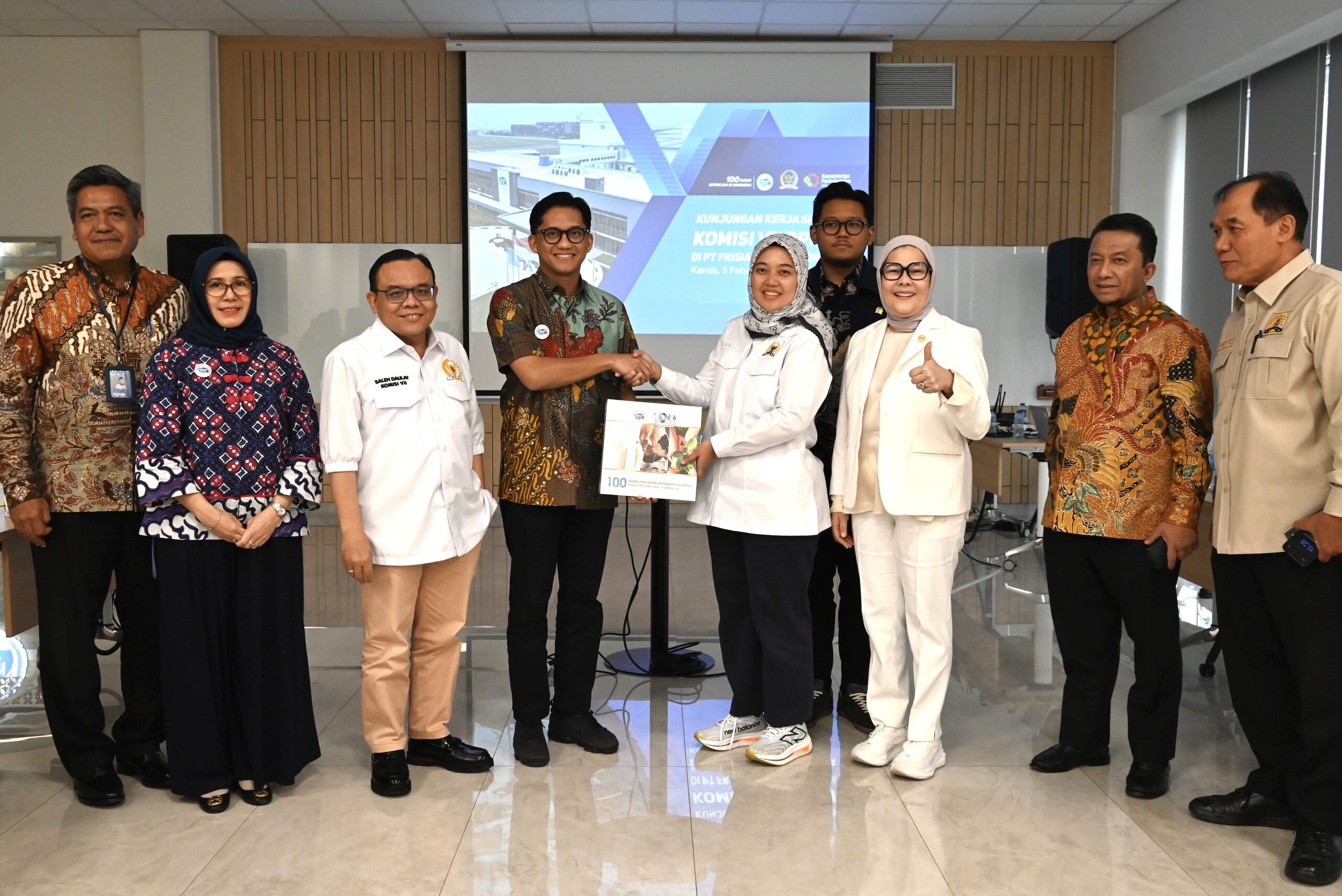 Ketergantungan Impor Masih Tinggi, Komisi VII Dorong Kemandirian Industri Susu Nasional