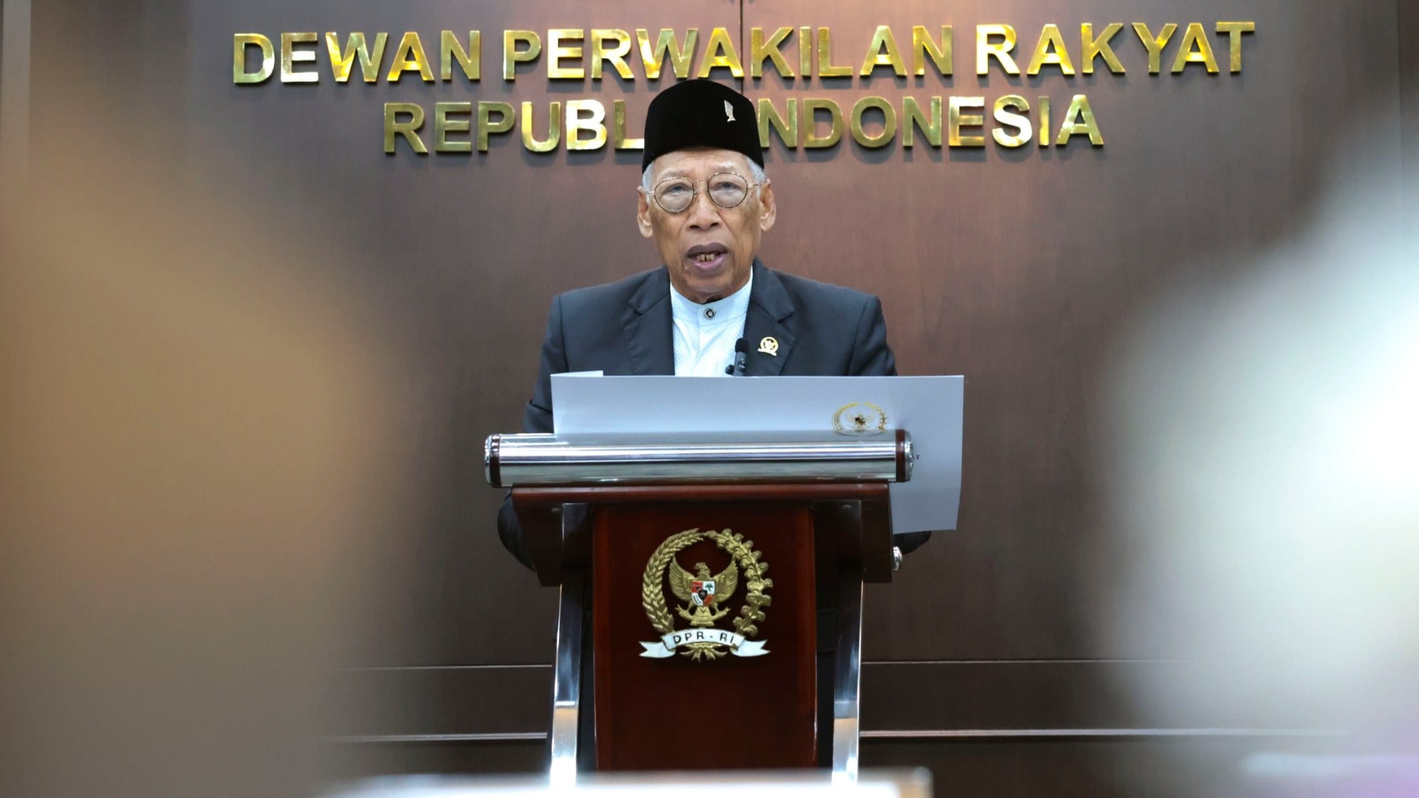 Beri Keterangan di MK, DPR Tegaskan Partisipasi Perempuan Tetap Terbuka dalam Penyusunan Amdal