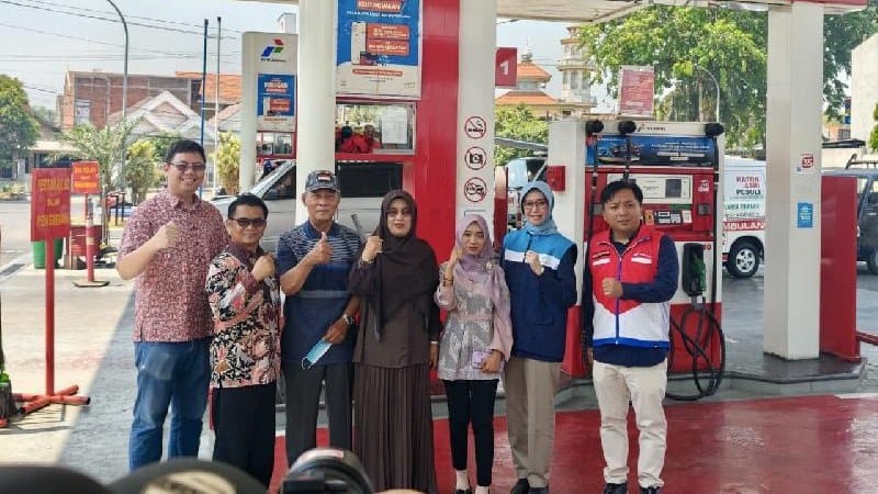 Sidak SPBU di Mojokerto, Meitri Minta Pertamina Jamin Ketersediaan BBM