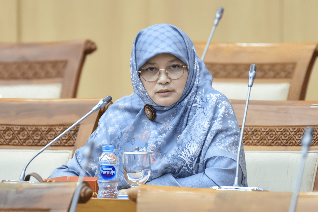 Anggota Komisi VII DPR RI Diah Nurwitasari dalam Rapat Dengar Pendapat Komisi VII dengan Kepala BRIN dan jajaran di Gedung Nusantara I, Senayan, Jakarta, Senin (19/6/2023). Foto: Oji/Man.