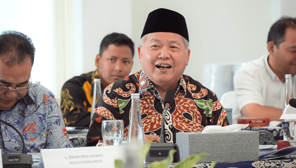 Anggota BAKN DPR Hendrawan Supratikno saat mengikuti Kunjungan Kerja BAKN DPR RI di Kabupaten Malang, Jawa Timur, Selasa (19/9/2023). Foto: Saum/nr.