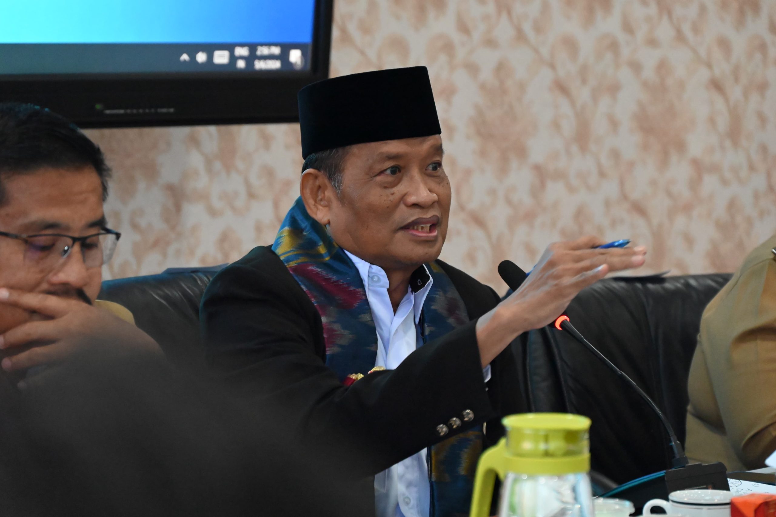 Anggota Komisi II DPR RI Haruna saat mengikuti Kunjungan Kerja Reses di Kantor Bupati Maros, Sulawesi Selatan, Senin (6/5/2024). Foto: Balggys/vel.